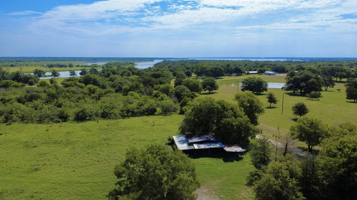Unimproved Land For Sale in Navarro County , 800 S 45 Highway E, Richland, Texas 76681, 0, 0, Garage spaces, 0 Sqft, built in 1971, Price $325,000, mls#21015045, Real Estate Agent in Richland, Homes For Sale in Navarro county, Homes For Sale in Richland, Realtor in Richland Texas, Real Estate Brokerage Independent Realty Texas, Luminita Cordes Realtor