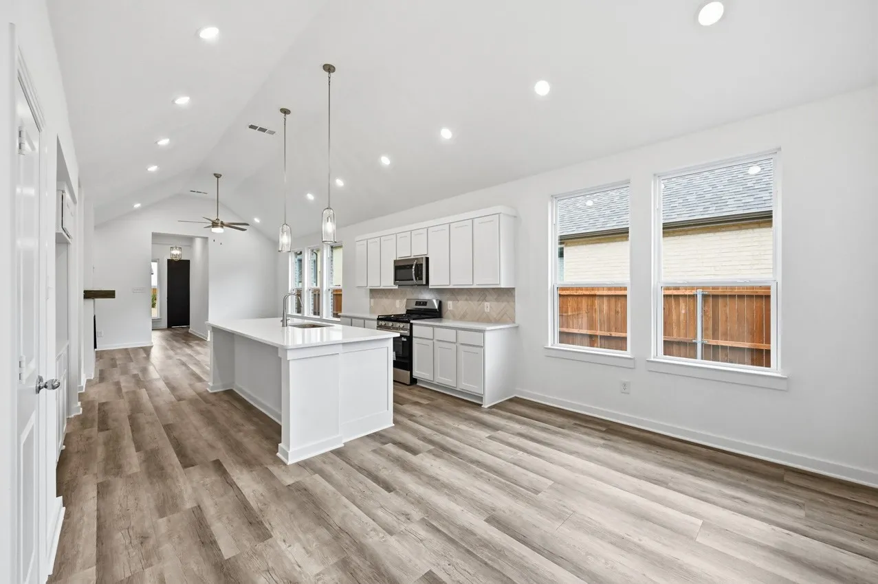 Single Family Residence For Sale in Kaufman County , 3010 Templegate Court, Crandall, Texas 75114, 3 Bedroom, 2 Bathroom, 2 Garage spaces, 1,511 Sqft, built in 2025, New Construction - Incomplete, Price $314,971, mls#21025797, Real Estate Agent in Crandall, Homes For Sale in Kaufman county, Homes For Sale in Crandall, Realtor in Crandall Texas, Real Estate Brokerage Independent Realty Texas, Luminita Cordes Realtor