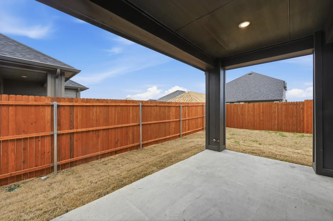 Single Family Residence For Sale in Kaufman County , 3010 Templegate Court, Crandall, Texas 75114, 3 Bedroom, 2 Bathroom, 2 Garage spaces, 1,511 Sqft, built in 2025, New Construction - Incomplete, Price $314,971, mls#21025797, Real Estate Agent in Crandall, Homes For Sale in Kaufman county, Homes For Sale in Crandall, Realtor in Crandall Texas, Real Estate Brokerage Independent Realty Texas, Luminita Cordes Realtor