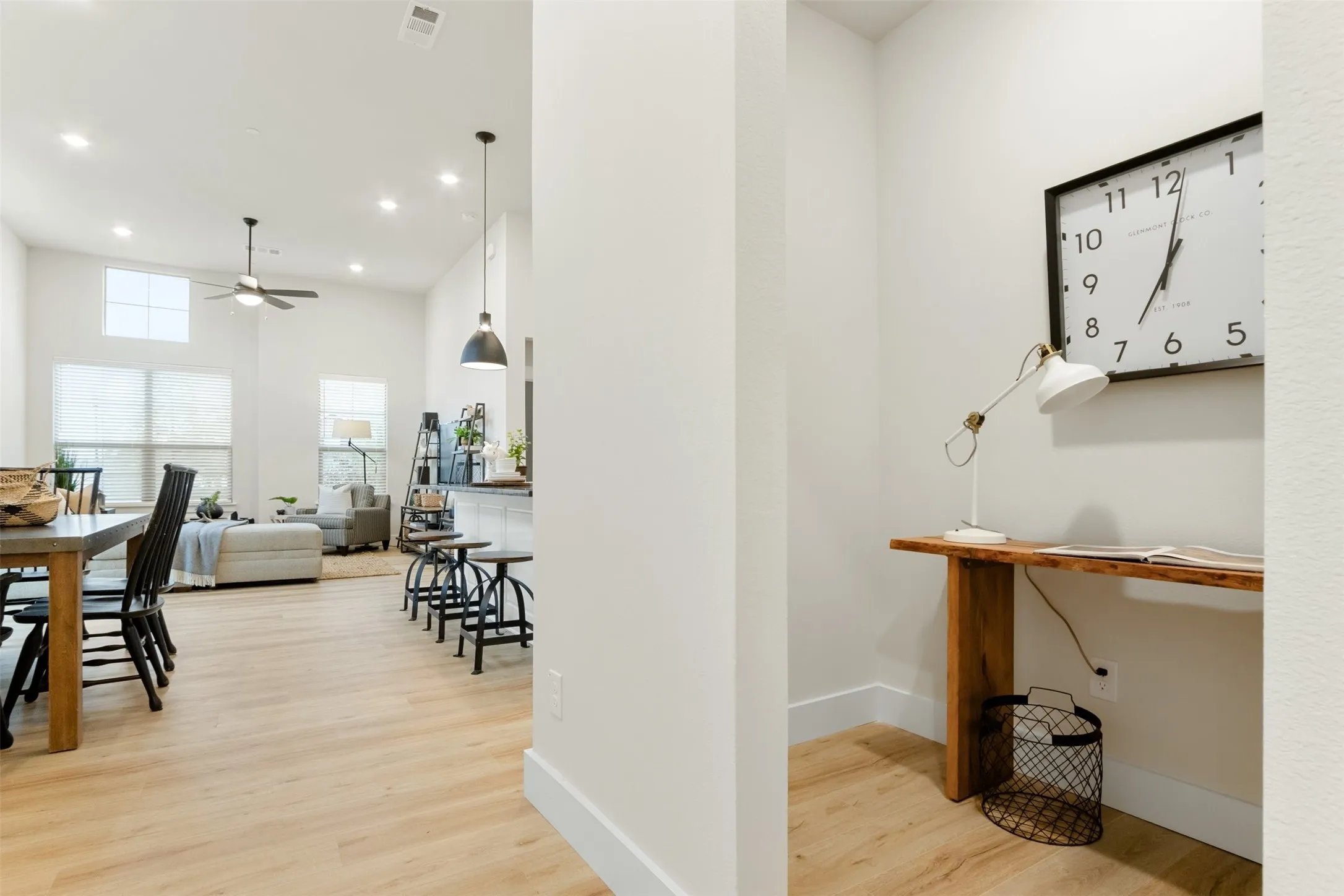REPRESENTATIVE-012-500OakridgeDrive_3041_Istanbul_FlexOption.jpg-SMALL