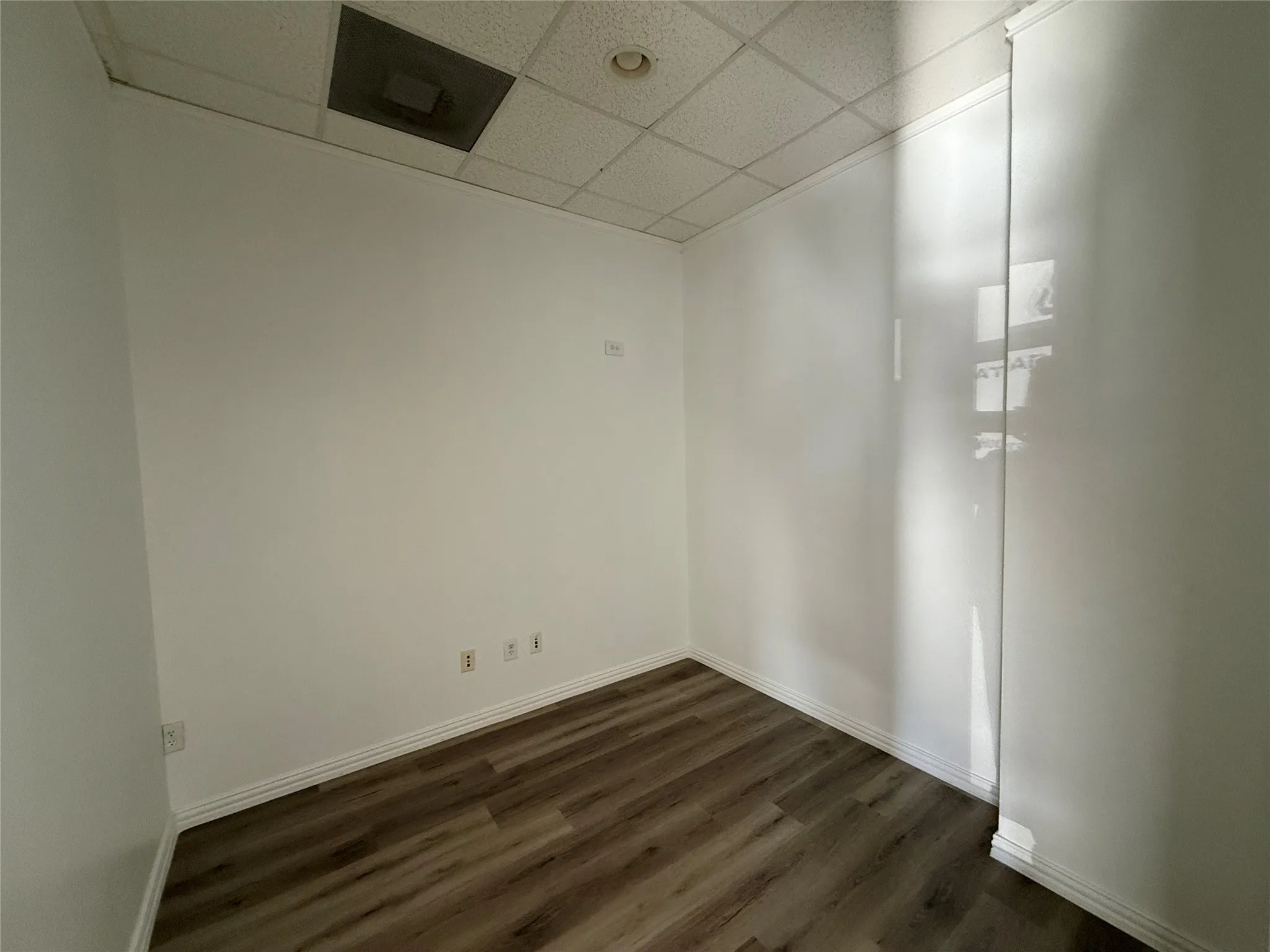 Office For Rent in Hood County , 3000 E US Highway 377 Highway 3014, Granbury, Texas 76049, 0, 0, Garage spaces, 0 Sqft, built in 1997, Preowned, mls#21022174, Real Estate Agent in Granbury, Homes For Rent in Hood county, Homes For Rent in Granbury, Realtor in Granbury Texas, Real Estate Brokerage Independent Realty Texas, Luminita Cordes Realtor