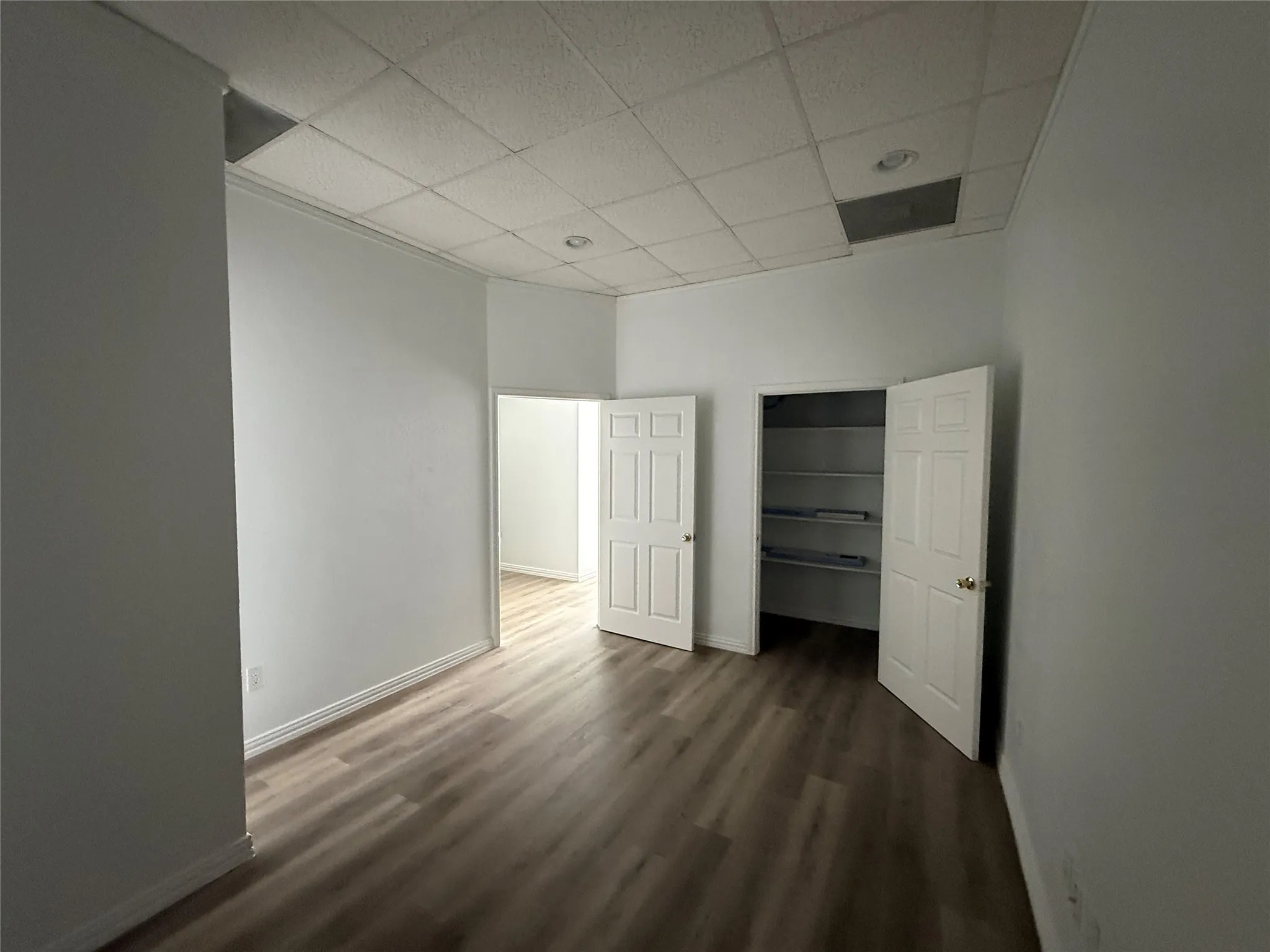 Office For Rent in Hood County , 3000 E US Highway 377 Highway 3014, Granbury, Texas 76049, 0, 0, Garage spaces, 0 Sqft, built in 1997, Preowned, mls#21022174, Real Estate Agent in Granbury, Homes For Rent in Hood county, Homes For Rent in Granbury, Realtor in Granbury Texas, Real Estate Brokerage Independent Realty Texas, Luminita Cordes Realtor