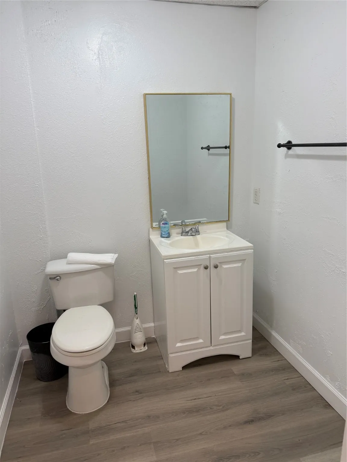 Office For Rent in Hood County , 3000 E US Highway 377 Highway 3014, Granbury, Texas 76049, 0, 0, Garage spaces, 0 Sqft, built in 1997, Preowned, mls#21022174, Real Estate Agent in Granbury, Homes For Rent in Hood county, Homes For Rent in Granbury, Realtor in Granbury Texas, Real Estate Brokerage Independent Realty Texas, Luminita Cordes Realtor