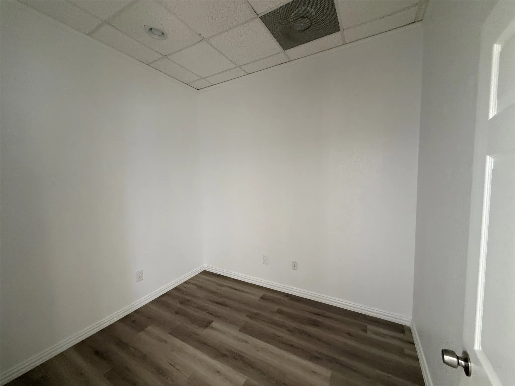 Office For Rent in Hood County , 3000 E US Highway 377 Highway 3014, Granbury, Texas 76049, 0, 0, Garage spaces, 0 Sqft, built in 1997, Preowned, mls#21022174, Real Estate Agent in Granbury, Homes For Rent in Hood county, Homes For Rent in Granbury, Realtor in Granbury Texas, Real Estate Brokerage Independent Realty Texas, Luminita Cordes Realtor
