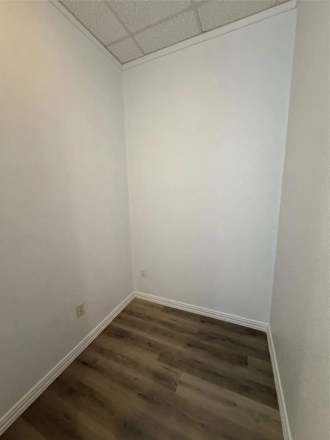 Office For Rent in Hood County , 3000 E US Highway 377 Highway 3014, Granbury, Texas 76049, 0, 0, Garage spaces, 0 Sqft, built in 1997, Preowned, mls#21022174, Real Estate Agent in Granbury, Homes For Rent in Hood county, Homes For Rent in Granbury, Realtor in Granbury Texas, Real Estate Brokerage Independent Realty Texas, Luminita Cordes Realtor