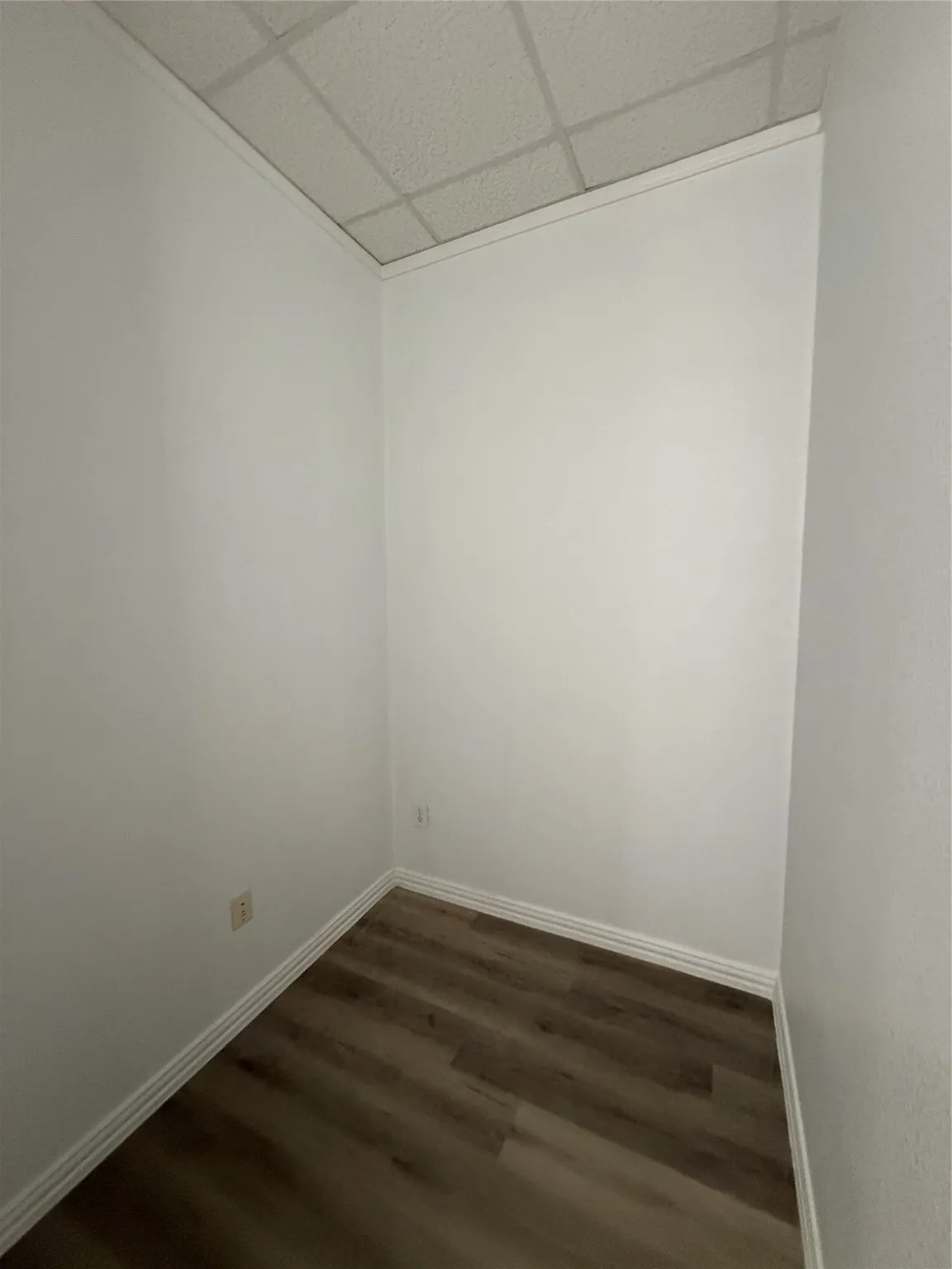 Office For Rent in Hood County , 3000 E US Highway 377 Highway 3014, Granbury, Texas 76049, 0, 0, Garage spaces, 0 Sqft, built in 1997, Preowned, mls#21022174, Real Estate Agent in Granbury, Homes For Rent in Hood county, Homes For Rent in Granbury, Realtor in Granbury Texas, Real Estate Brokerage Independent Realty Texas, Luminita Cordes Realtor