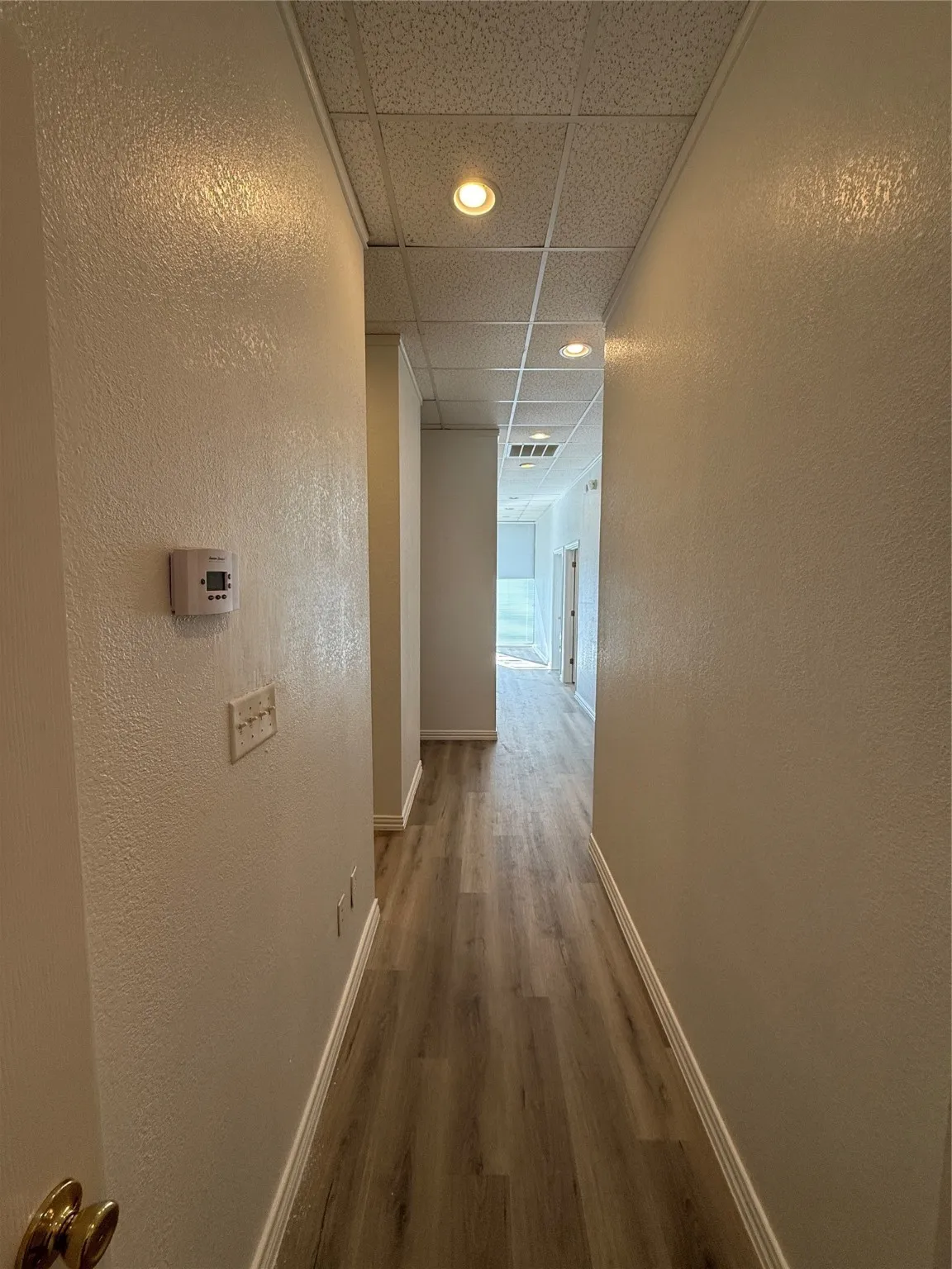 Office For Rent in Hood County , 3000 E US Highway 377 Highway 3014, Granbury, Texas 76049, 0, 0, Garage spaces, 0 Sqft, built in 1997, Preowned, mls#21022174, Real Estate Agent in Granbury, Homes For Rent in Hood county, Homes For Rent in Granbury, Realtor in Granbury Texas, Real Estate Brokerage Independent Realty Texas, Luminita Cordes Realtor