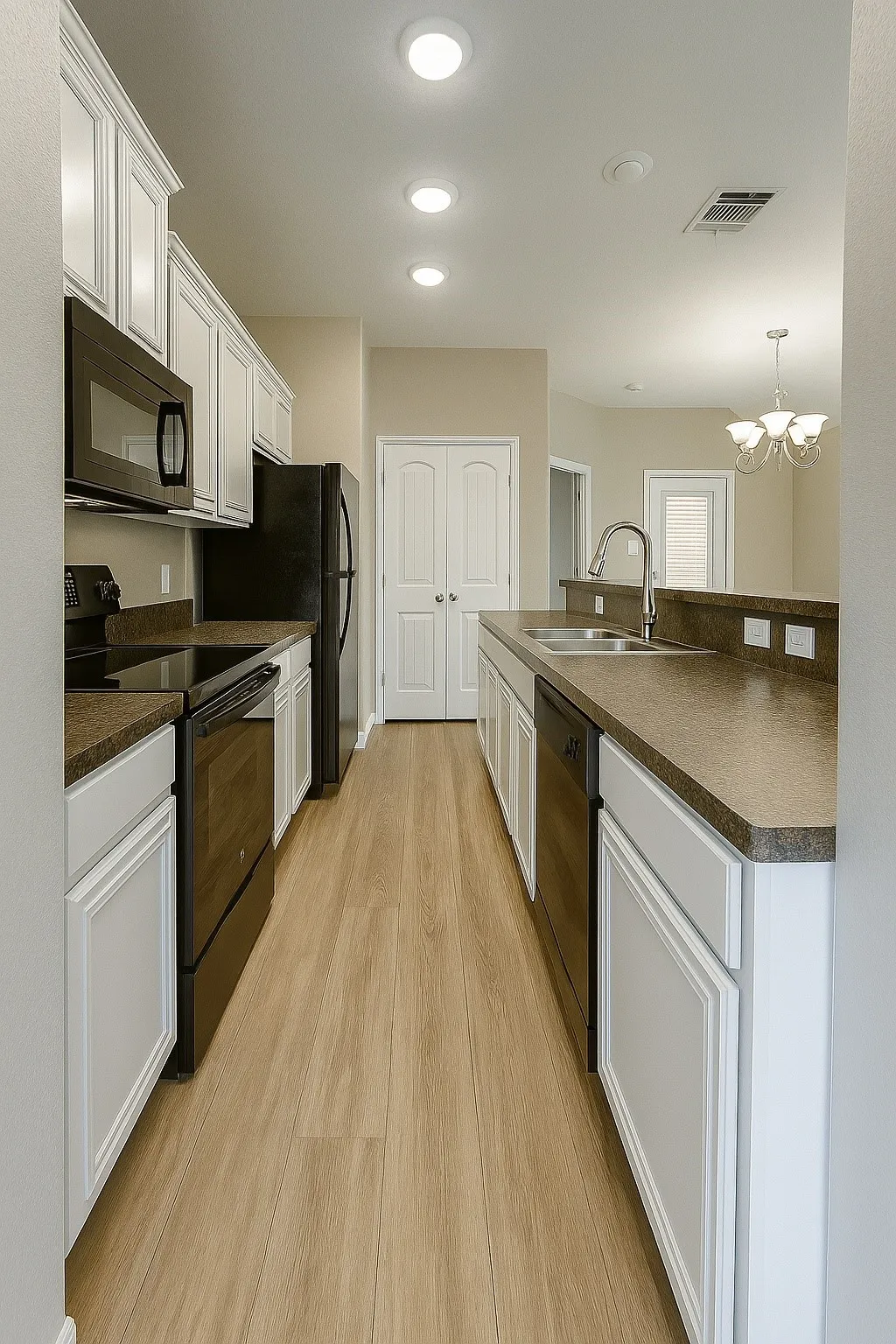 Single Family Residence For Sale in Collin County , 117 Indian Creek, Anna, Texas 75409, 3 Bedroom, 2 Bathroom, 2 Garage spaces, 1,260 Sqft, built in 2011, Preowned, mls#21026177, Real Estate Agent in Anna, Homes For Sale in Collin county, Homes For Sale in Anna, Realtor in Anna Texas, Real Estate Brokerage Independent Realty Texas, Luminita Cordes Realtor