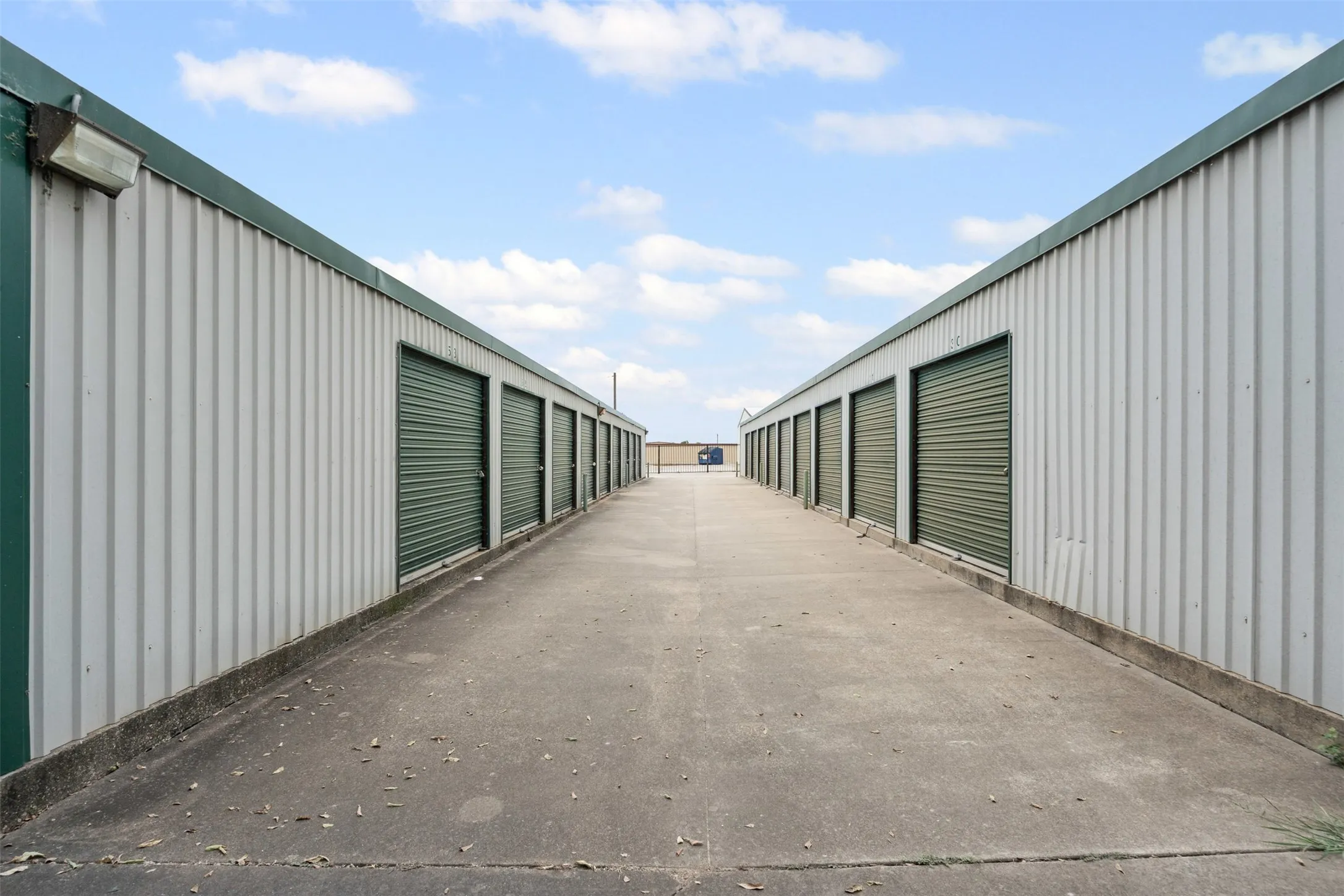 Business For Sale in Hood County , 1433 N Plaza Drive, Granbury, Texas 76048, 0, 0, Garage spaces, 0 Sqft, built in 1999, Preowned, mls#21014174, Real Estate Agent in Granbury, Homes For Sale in Hood county, Homes For Sale in Granbury, Realtor in Granbury Texas, Real Estate Brokerage Independent Realty Texas, Luminita Cordes Realtor