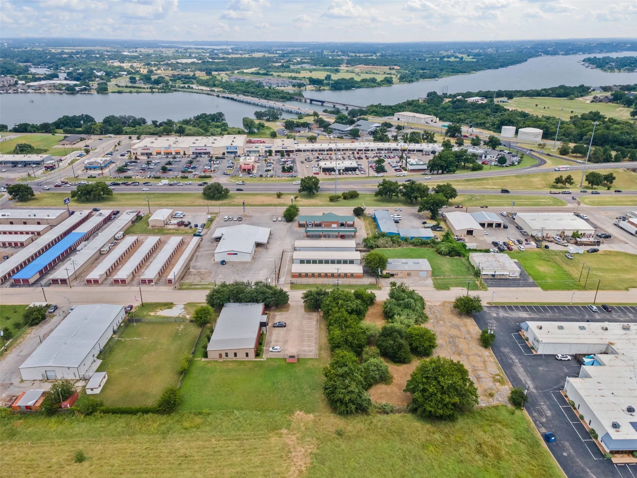Business For Sale in Hood County , 1433 N Plaza Drive, Granbury, Texas 76048, 0, 0, Garage spaces, 0 Sqft, built in 1999, Preowned, mls#21014174, Real Estate Agent in Granbury, Homes For Sale in Hood county, Homes For Sale in Granbury, Realtor in Granbury Texas, Real Estate Brokerage Independent Realty Texas, Luminita Cordes Realtor