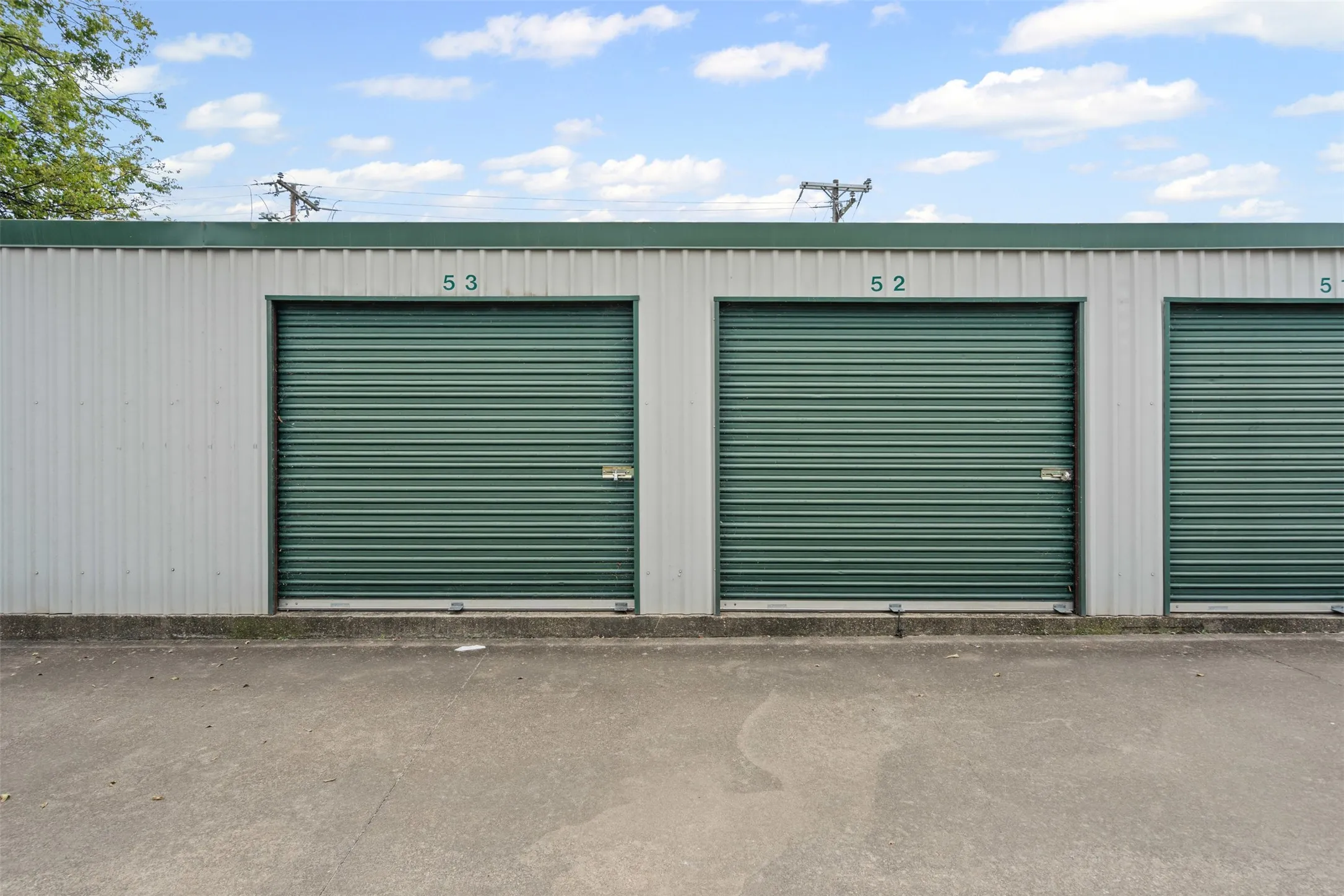 Business For Sale in Hood County , 1433 N Plaza Drive, Granbury, Texas 76048, 0, 0, Garage spaces, 0 Sqft, built in 1999, Preowned, mls#21014174, Real Estate Agent in Granbury, Homes For Sale in Hood county, Homes For Sale in Granbury, Realtor in Granbury Texas, Real Estate Brokerage Independent Realty Texas, Luminita Cordes Realtor