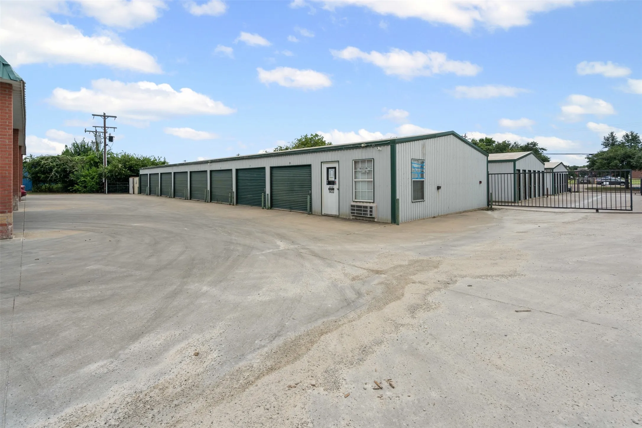 Business For Sale in Hood County , 1433 N Plaza Drive, Granbury, Texas 76048, 0, 0, Garage spaces, 0 Sqft, built in 1999, Preowned, mls#21014174, Real Estate Agent in Granbury, Homes For Sale in Hood county, Homes For Sale in Granbury, Realtor in Granbury Texas, Real Estate Brokerage Independent Realty Texas, Luminita Cordes Realtor
