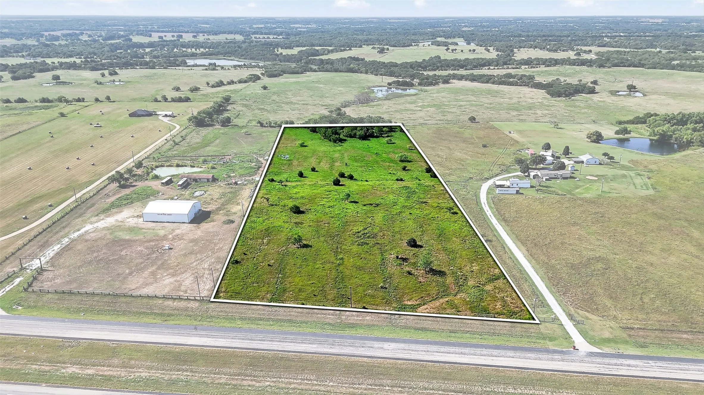 Unimproved Land For Sale in Fannin County , TBD W US Highway 82, Savoy, Texas 75479, 0, 0, Garage spaces, 0 Sqft, built in 0, Price $440,000, mls#21022019, Real Estate Agent in Savoy, Homes For Sale in Fannin county, Homes For Sale in Savoy, Realtor in Savoy Texas, Real Estate Brokerage Independent Realty Texas, Luminita Cordes Realtor