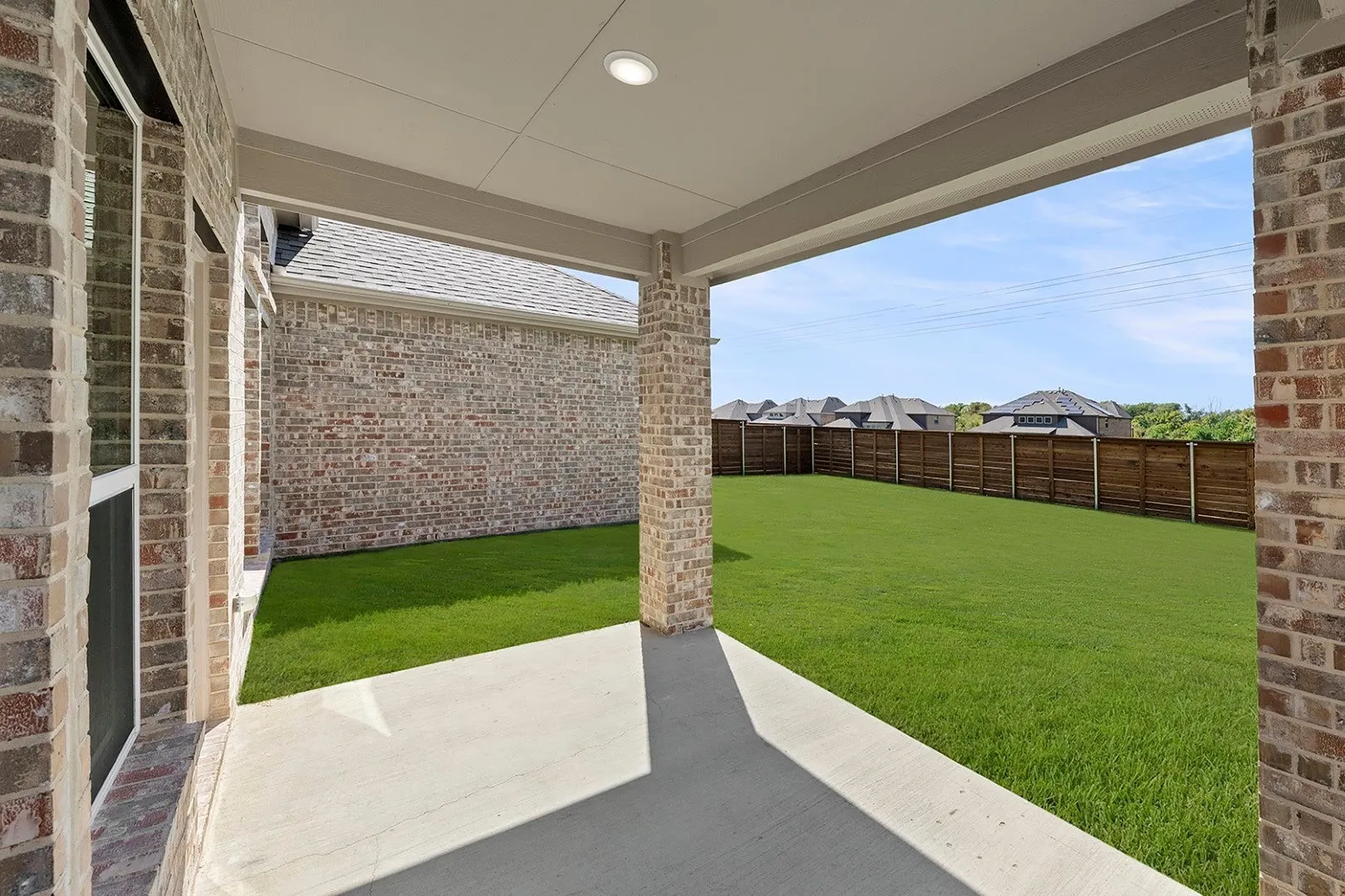 Single Family Residence For Sale in Dallas County , 1704 Possum Fire Trail, Mesquite, Texas 75181, 5 Bedroom, 3 Bathroom, 2 Garage spaces, 2,683 Sqft, built in 2025, New Construction - Complete, mls#21026969, Real Estate Agent in Mesquite, Homes For Sale in Dallas county, Homes For Sale in Mesquite, Realtor in Mesquite Texas, Real Estate Brokerage Independent Realty Texas, Luminita Cordes Realtor