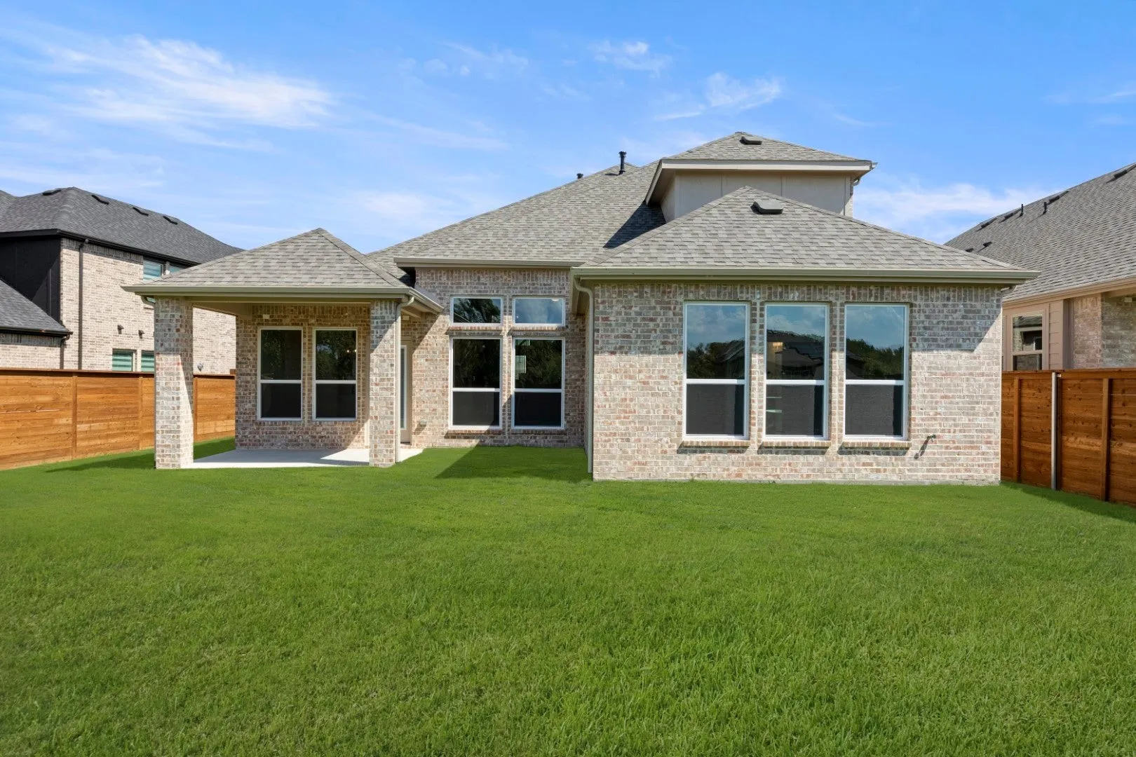 Single Family Residence For Sale in Dallas County , 1704 Possum Fire Trail, Mesquite, Texas 75181, 5 Bedroom, 3 Bathroom, 2 Garage spaces, 2,683 Sqft, built in 2025, New Construction - Complete, mls#21026969, Real Estate Agent in Mesquite, Homes For Sale in Dallas county, Homes For Sale in Mesquite, Realtor in Mesquite Texas, Real Estate Brokerage Independent Realty Texas, Luminita Cordes Realtor