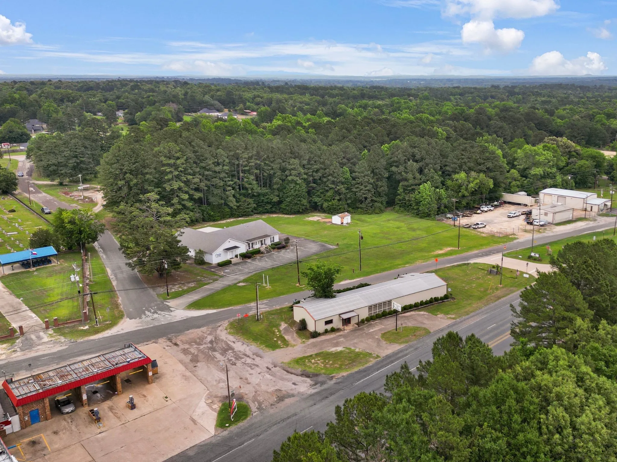 Retail For Sale in Wood County , 521 E Front Street, Hawkins, Texas 75765, 0, 0, Garage spaces, 0 Sqft, built in 2011, Preowned, mls#21027396, Real Estate Agent in Hawkins, Homes For Sale in Wood county, Homes For Sale in Hawkins, Realtor in Hawkins Texas, Real Estate Brokerage Independent Realty Texas, Luminita Cordes Realtor