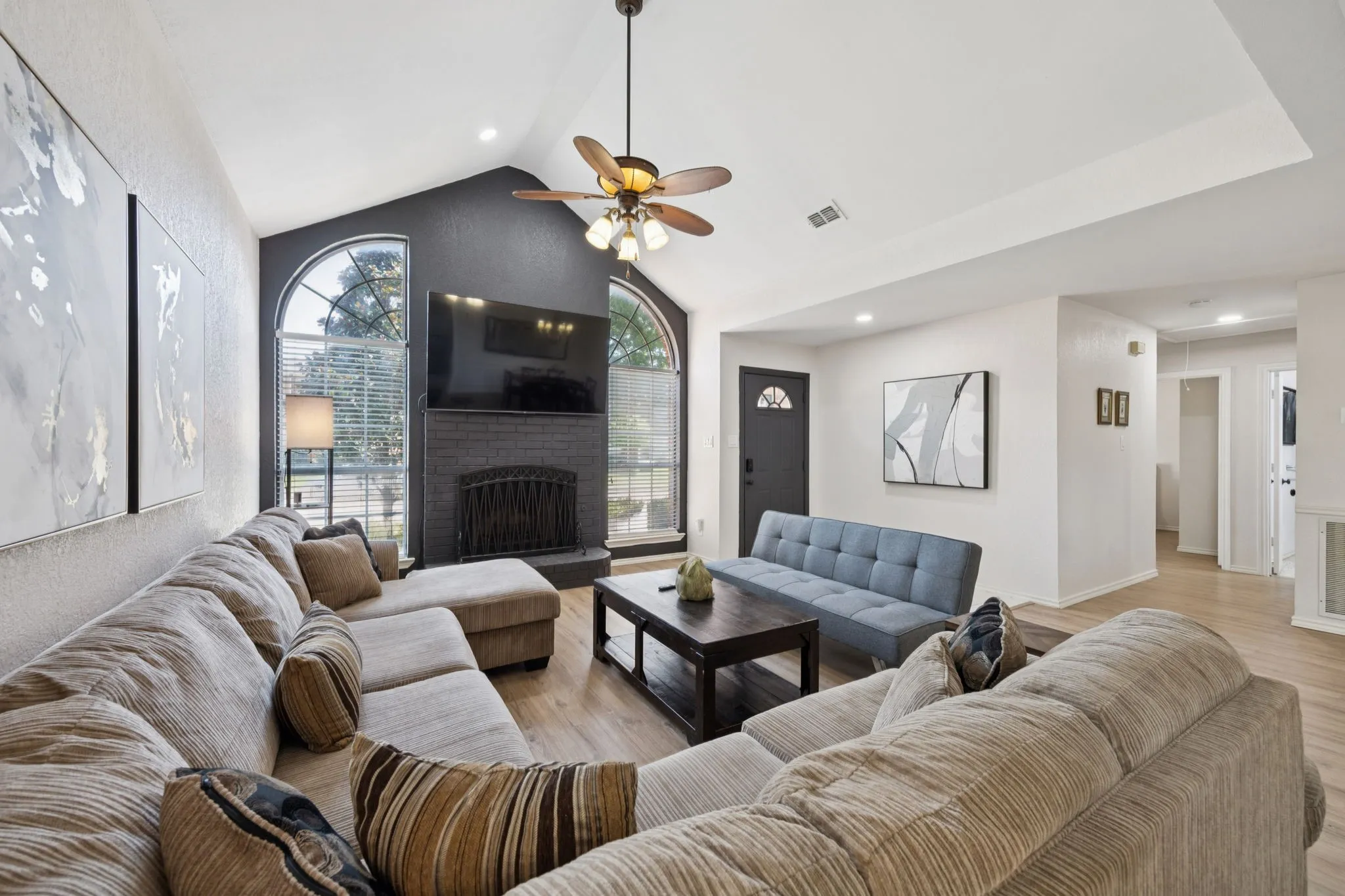 Single Family Residence For Rent in Denton County , 1823 Dew Valley Drive, Carrollton, Texas 75010, 3 Bedroom, 2 Bathroom, 2 Garage spaces, 1,530 Sqft, built in 1988, mls#21022951, Real Estate Agent in Carrollton, Homes For Rent in Denton county, Homes For Rent in Carrollton, Realtor in Carrollton Texas, Real Estate Brokerage Independent Realty Texas, Luminita Cordes Realtor