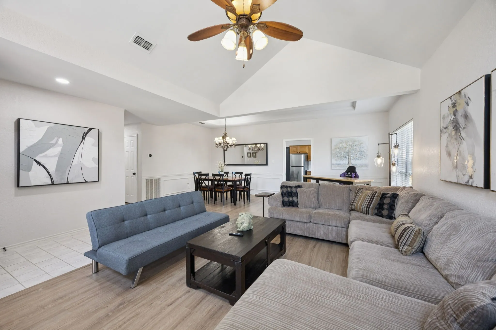 Single Family Residence For Rent in Denton County , 1823 Dew Valley Drive, Carrollton, Texas 75010, 3 Bedroom, 2 Bathroom, 2 Garage spaces, 1,530 Sqft, built in 1988, mls#21022951, Real Estate Agent in Carrollton, Homes For Rent in Denton county, Homes For Rent in Carrollton, Realtor in Carrollton Texas, Real Estate Brokerage Independent Realty Texas, Luminita Cordes Realtor