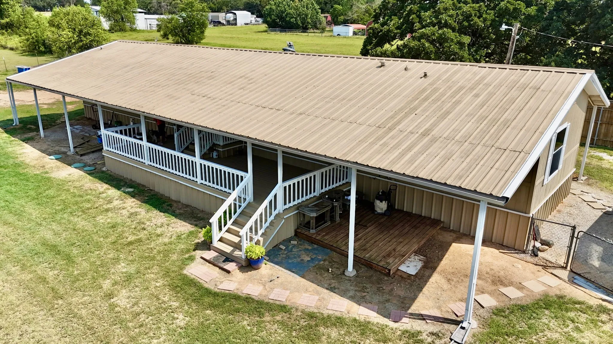 Metal roof, gutters, newer HVAC and tankless hot water heater