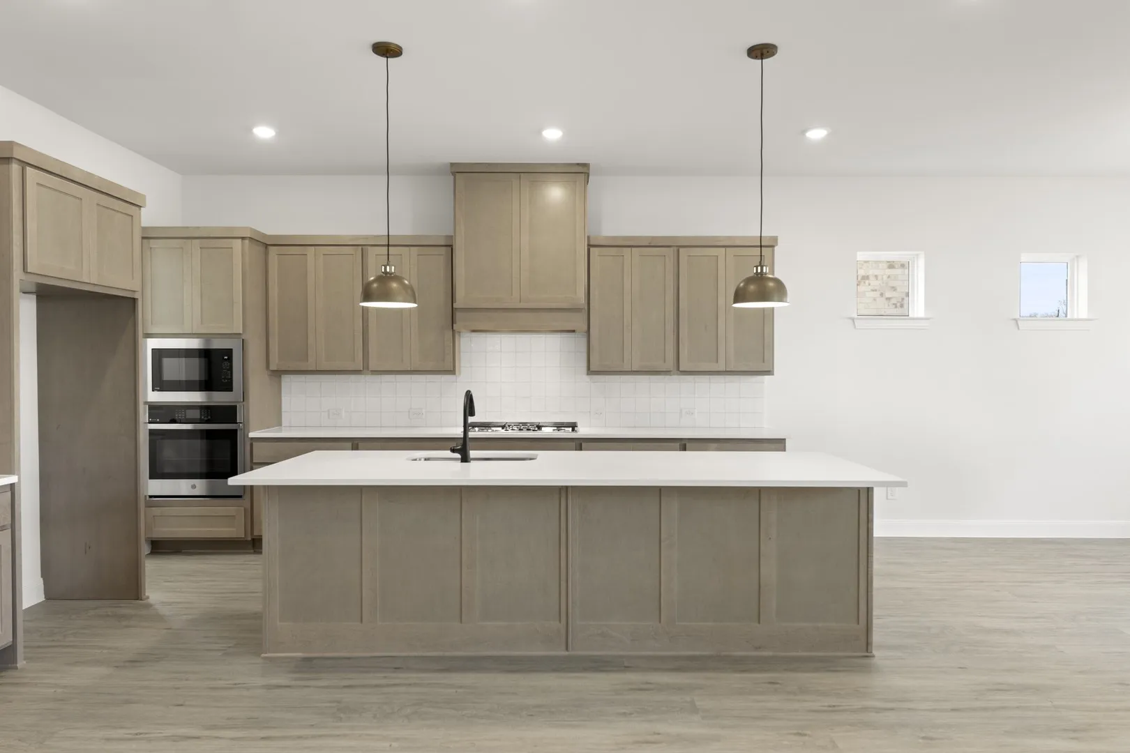 10. 605 Bunchberry - Kitchen