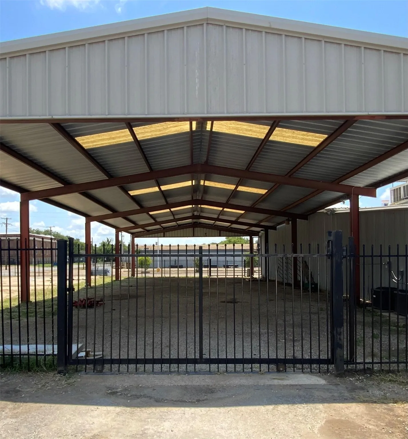 Retail For Sale in Limestone County , 405 E Commerce Street, Mexia, Texas 76667, 0, 0, Garage spaces, 22,875 Sqft, built in 1944, Preowned, Price $425,000, mls#21010111, Real Estate Agent in Mexia, Homes For Sale in Limestone county, Homes For Sale in Mexia, Realtor in Mexia Texas, Real Estate Brokerage Independent Realty Texas, Luminita Cordes Realtor