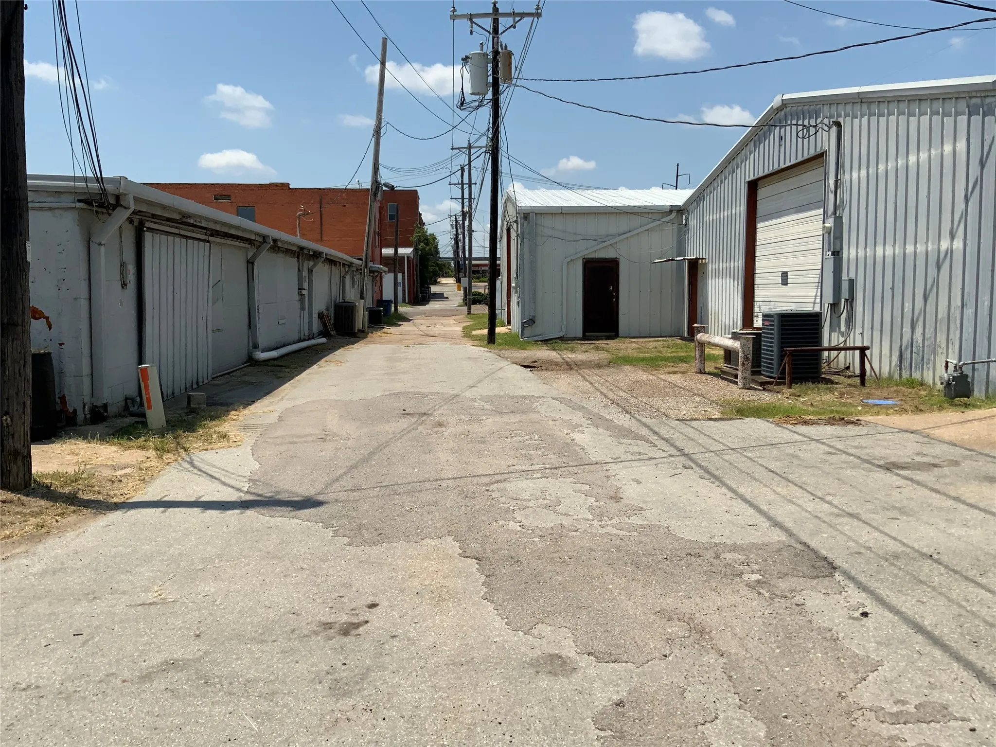 Retail For Sale in Limestone County , 405 E Commerce Street, Mexia, Texas 76667, 0, 0, Garage spaces, 22,875 Sqft, built in 1944, Preowned, Price $425,000, mls#21010111, Real Estate Agent in Mexia, Homes For Sale in Limestone county, Homes For Sale in Mexia, Realtor in Mexia Texas, Real Estate Brokerage Independent Realty Texas, Luminita Cordes Realtor