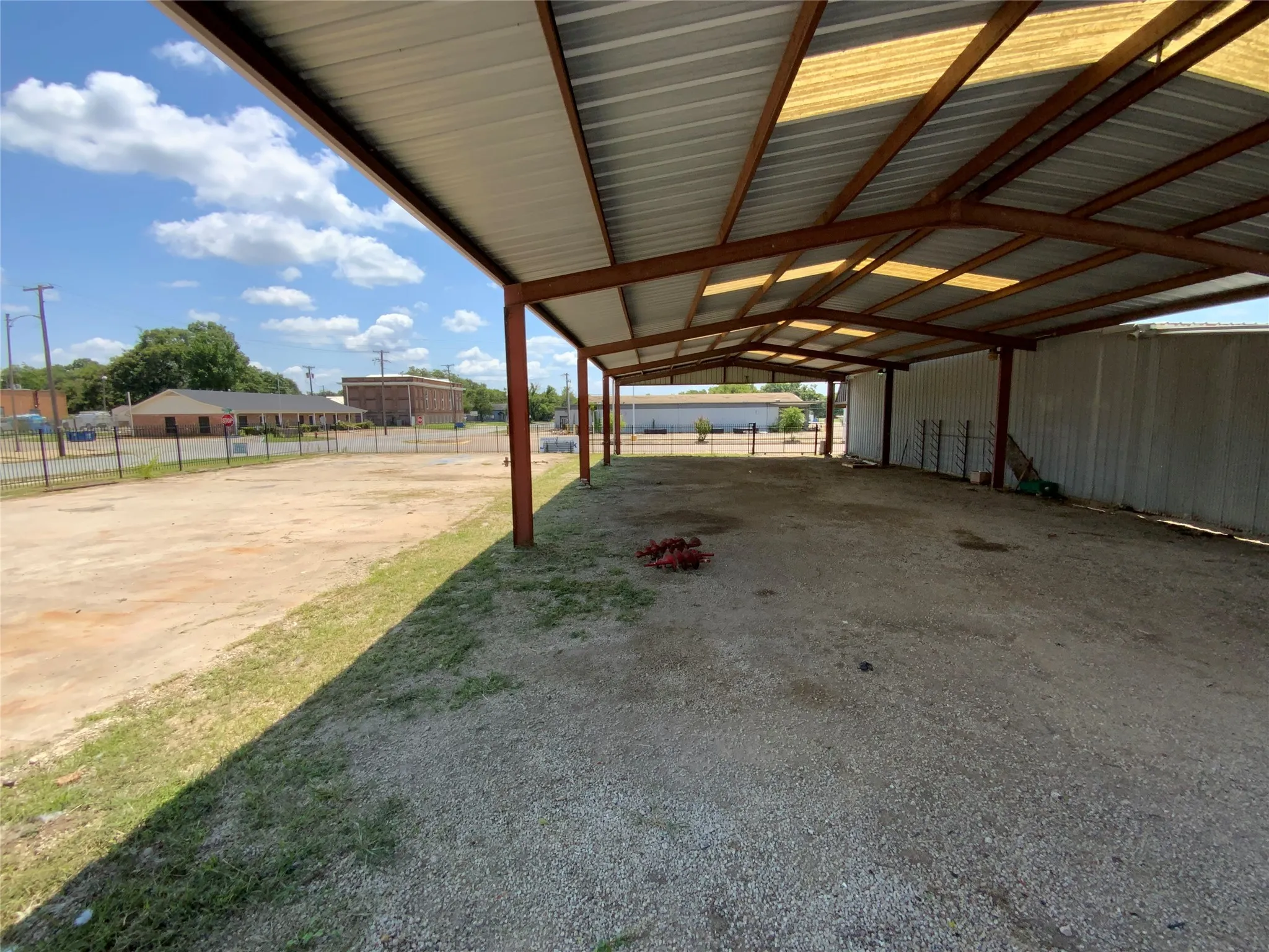 Retail For Sale in Limestone County , 405 E Commerce Street, Mexia, Texas 76667, 0, 0, Garage spaces, 22,875 Sqft, built in 1944, Preowned, Price $425,000, mls#21010111, Real Estate Agent in Mexia, Homes For Sale in Limestone county, Homes For Sale in Mexia, Realtor in Mexia Texas, Real Estate Brokerage Independent Realty Texas, Luminita Cordes Realtor