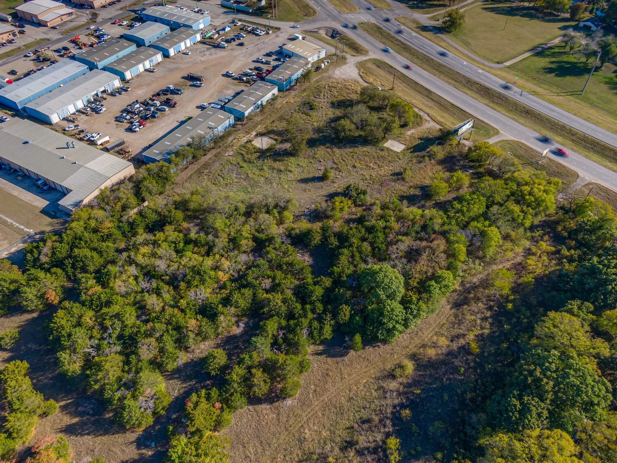 Unimproved Land For Sale in Ellis County , 2875 E Hwy 287, Midlothian, Texas 76065, 0, 0, Garage spaces, 0 Sqft, built in 0, Preowned, Price $1,400,000, mls#21030740, Real Estate Agent in Midlothian, Homes For Sale in Ellis county, Homes For Sale in Midlothian, Realtor in Midlothian Texas, Real Estate Brokerage Independent Realty Texas, Luminita Cordes Realtor