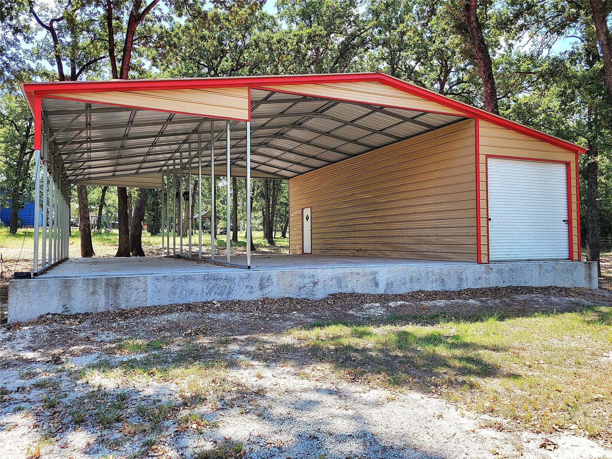 Improved Land For Sale in Limestone County , 186 Lcr 775, Groesbeck, Texas 76642, 0, 0, Garage spaces, 0 Sqft, built in 0, Price $200,000, mls#21030679, Real Estate Agent in Groesbeck, Homes For Sale in Limestone county, Homes For Sale in Groesbeck, Realtor in Groesbeck Texas, Real Estate Brokerage Independent Realty Texas, Luminita Cordes Realtor