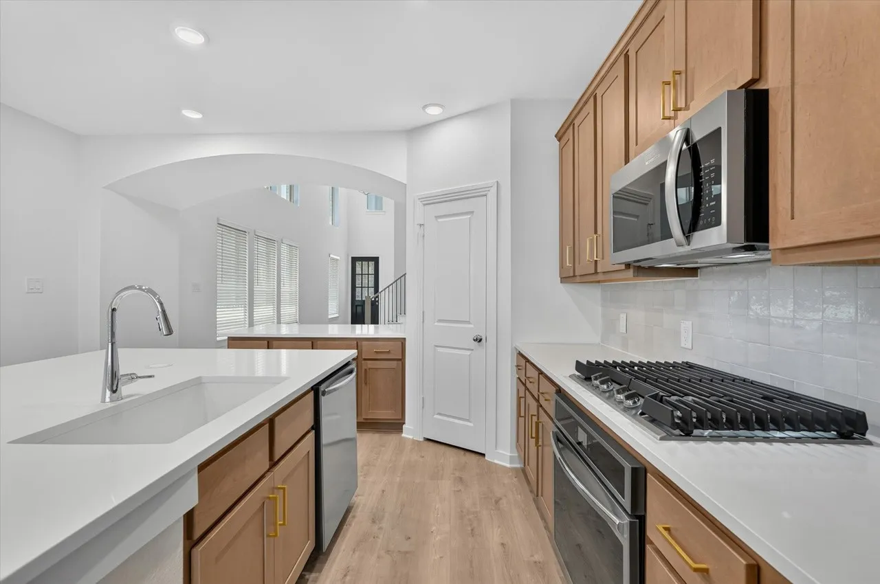 Single Family Residence For Sale in Rockwall County , 2466 Jackson Burn Drive, Royse City, Texas 75189, 4 Bedroom, 3 Bathroom, 2 Garage spaces, 2,388 Sqft, built in 2025, New Construction - Incomplete, mls#21030914, Real Estate Agent in Royse City, Homes For Sale in Rockwall county, Homes For Sale in Royse City, Realtor in Royse City Texas, Real Estate Brokerage Independent Realty Texas, Luminita Cordes Realtor