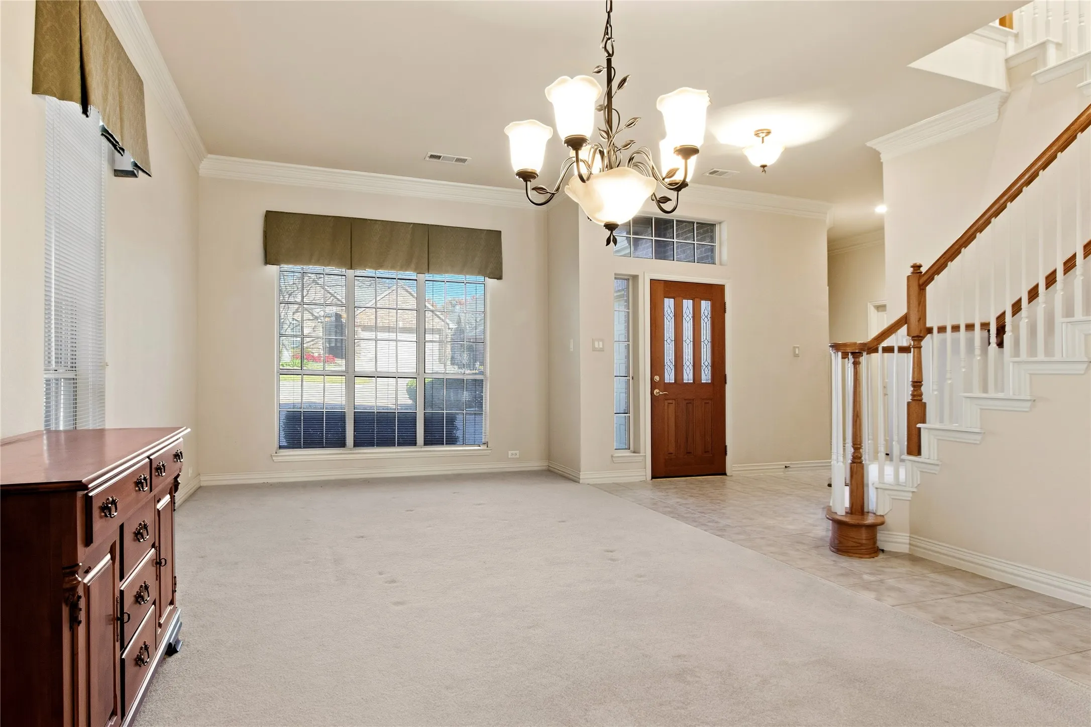 Formal Living & Dining