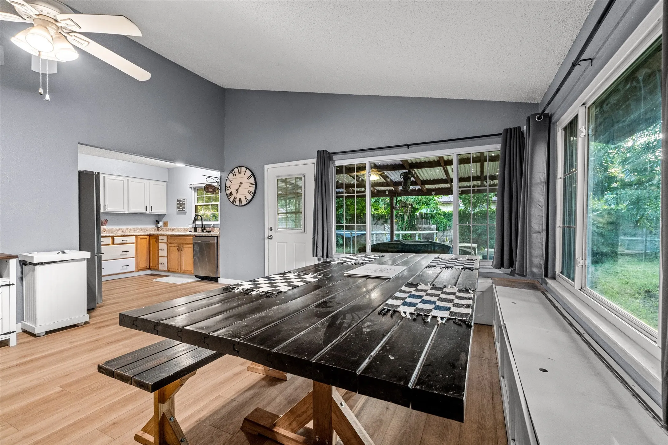 Single Family Residence For Sale in Dallas County , 2837 Corrida Court, Grand Prairie, Texas 75052, 4 Bedrooms, 2 Bathrooms, 2 Garage spaces, 1,712 Sqft, built in 1970, Preowned, Price $299,900, mls#21031924, Real Estate Agent in Grand Prairie, Homes For Sale in Dallas county, Homes For Sale in Grand Prairie, Realtor in Grand Prairie Texas, Real Estate Brokerage Independent Realty Texas, Luminita Cordes Realtor