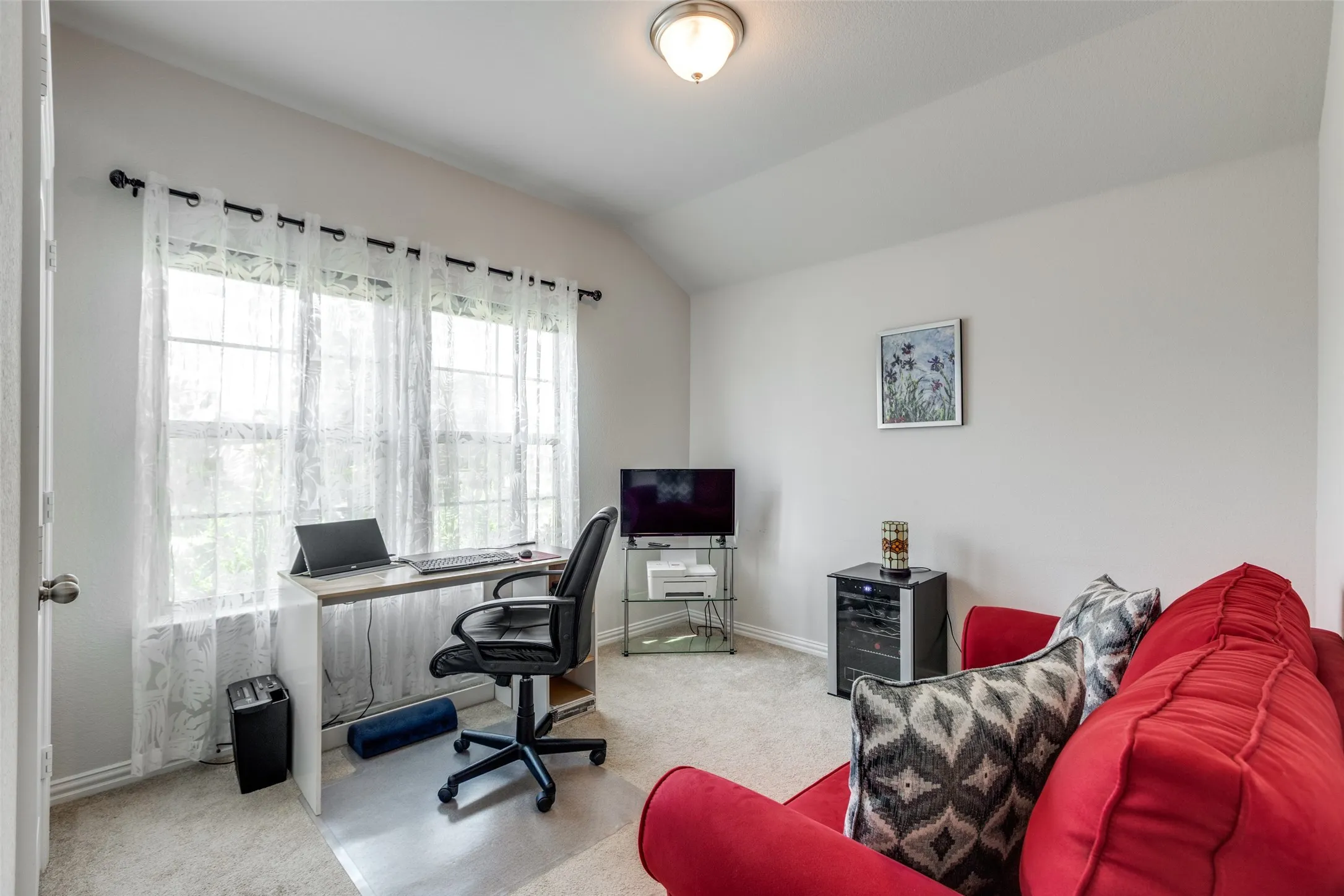 Single Family Residence For Sale in Collin County , 1208 Johnson Drive, Celina, Texas 75009, 3 Bedroom, 2 Bathroom, 2 Garage spaces, 1,523 Sqft, built in 2022, Preowned, mls#21032748, Real Estate Agent in Celina, Homes For Sale in Collin county, Homes For Sale in Celina, Realtor in Celina Texas, Real Estate Brokerage Independent Realty Texas, Luminita Cordes Realtor
