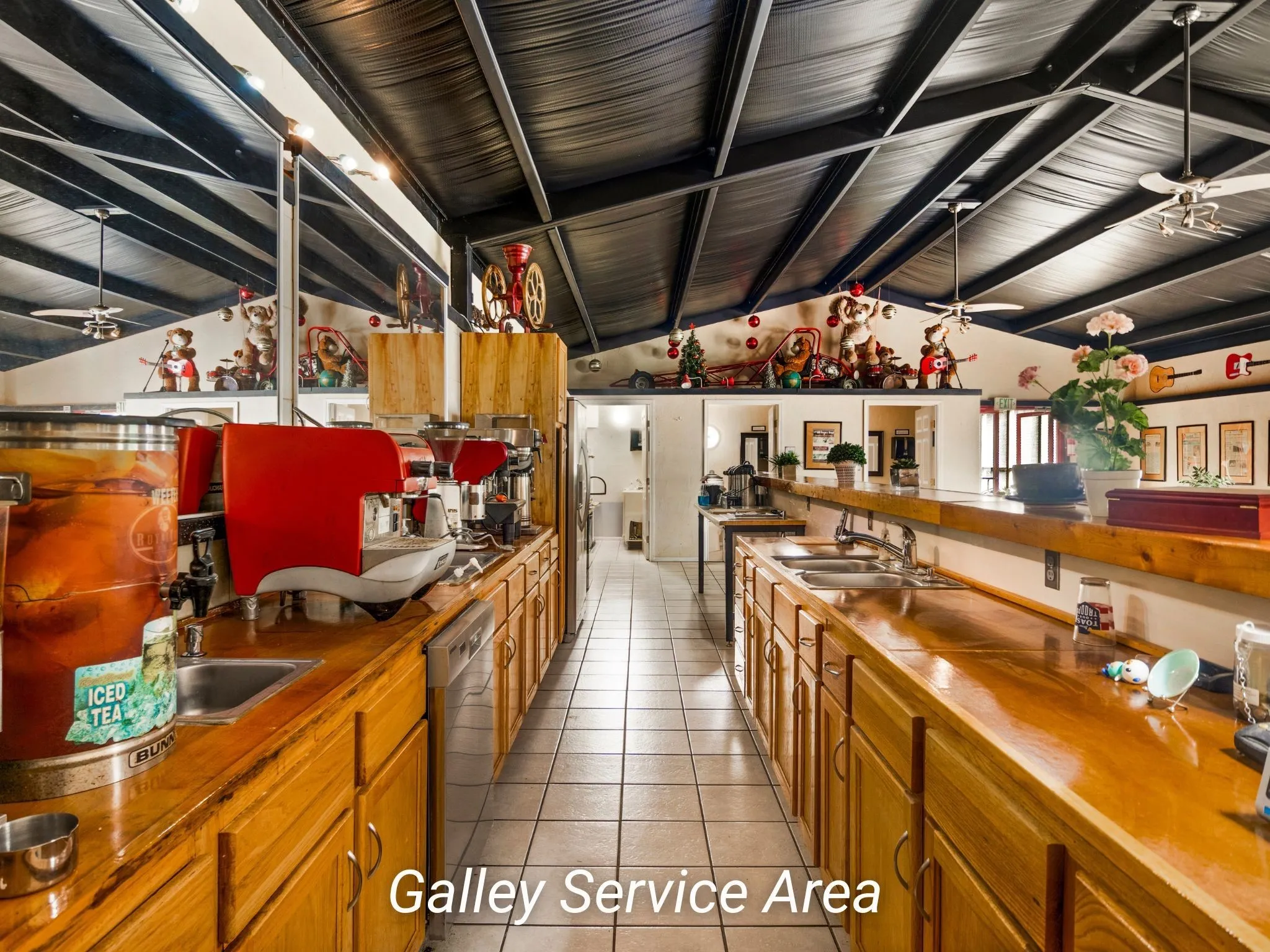 Apartment For Sale in Wood County , 521 Front Street, Hawkins, Texas 75765, 1 Bedroom, 3 Bathroom, Garage spaces, 3,500 Sqft, built in 2011, Preowned, mls#21033604, Real Estate Agent in Hawkins, Homes For Sale in Wood county, Homes For Sale in Hawkins, Realtor in Hawkins Texas, Real Estate Brokerage Independent Realty Texas, Luminita Cordes Realtor