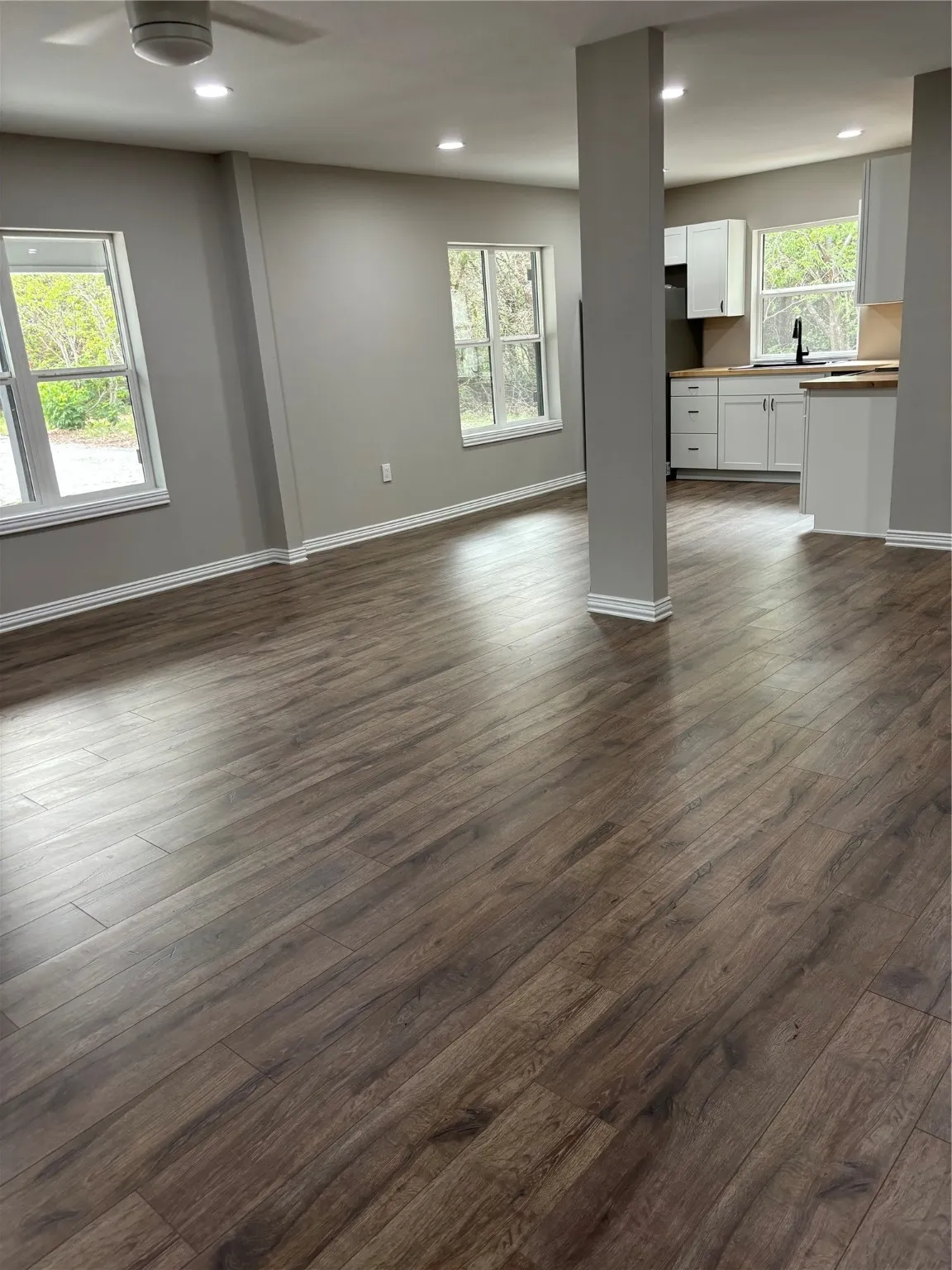 Single Family Residence For Sale in Bosque County , 118 County Road 1503, Morgan, Texas 76671, 2 Bedroom, 2 Bathroom, Garage spaces, 1,350 Sqft, built in 1955, mls#21027563, Real Estate Agent in Morgan, Homes For Sale in Bosque county, Homes For Sale in Morgan, Realtor in Morgan Texas, Real Estate Brokerage Independent Realty Texas, Luminita Cordes Realtor
