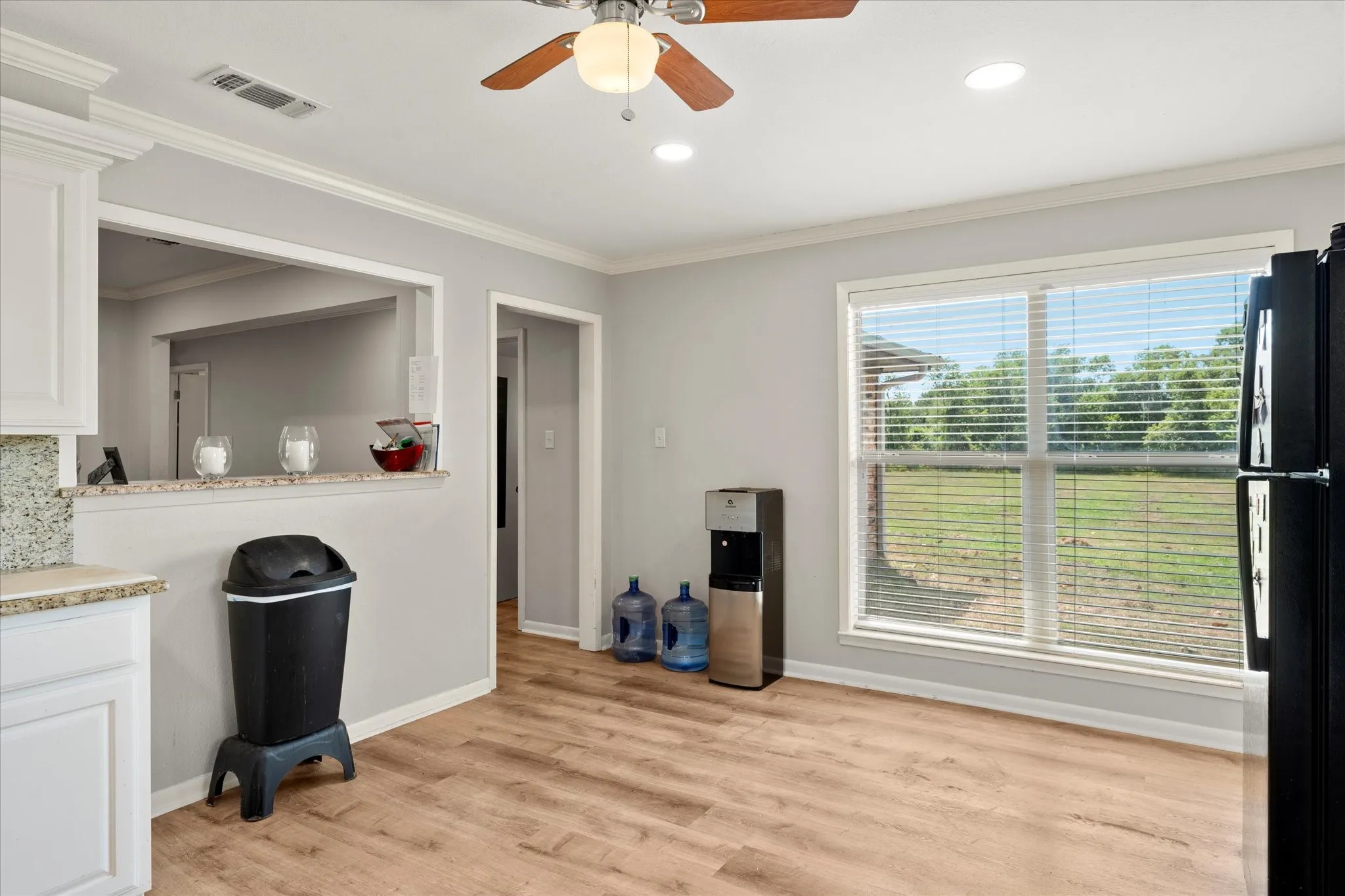 Single Family Residence For Sale in Navarro County , 2569 Fm-55, Barry, Texas 75102, 4 Bedrooms, 2 Bathrooms, Garage spaces, 2,316 Sqft, built in 1982, Preowned, Price $425,000, mls#21033898, Real Estate Agent in Barry, Homes For Sale in Navarro county, Homes For Sale in Barry, Realtor in Barry Texas, Real Estate Brokerage Independent Realty Texas, Luminita Cordes Realtor