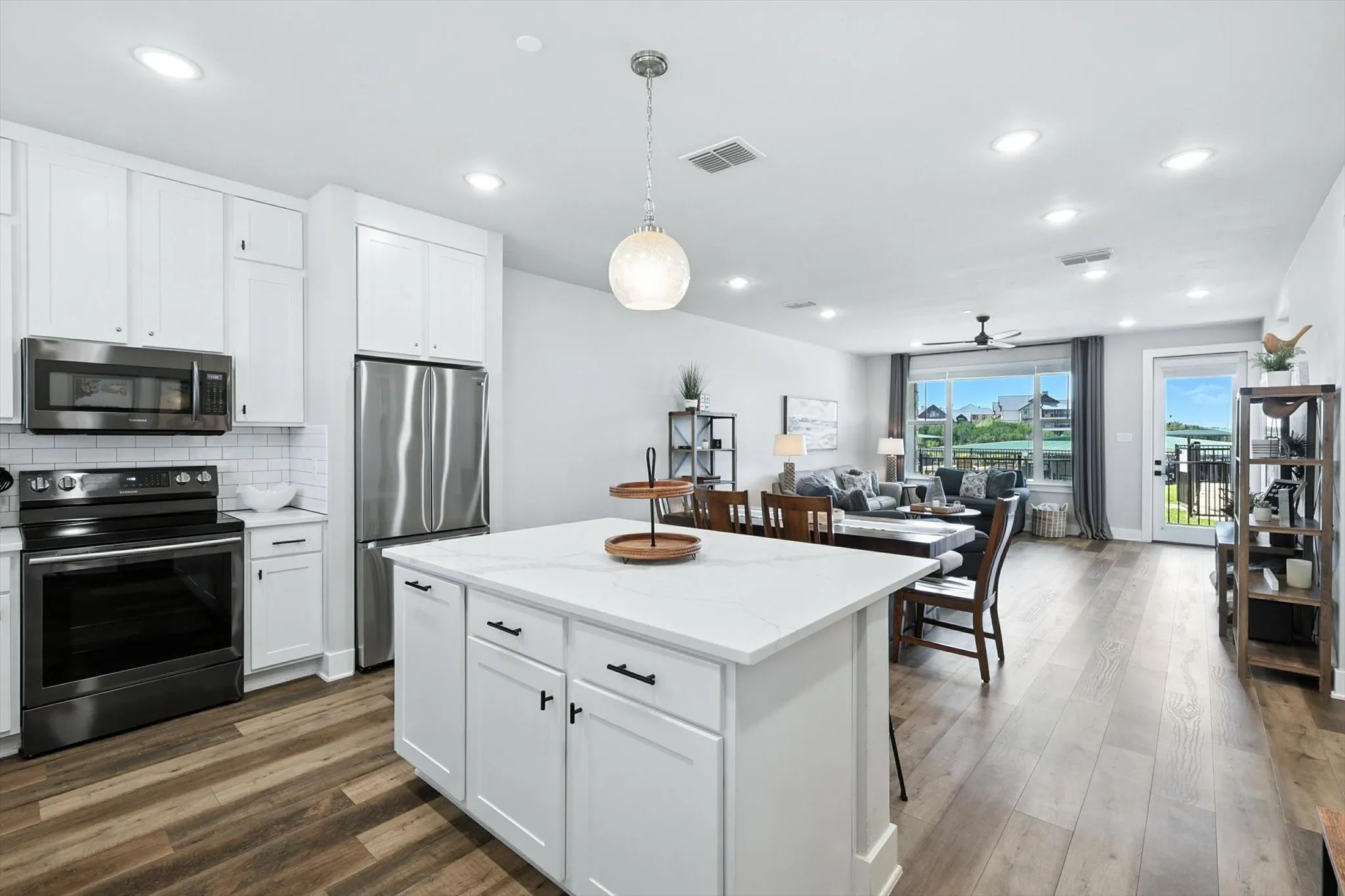 Condominium For Sale in Palo Pinto County , 3412 Scenic Point Road 104, Graford, Texas 76449, 2 Bedroom, 2 Bathroom, Garage spaces, 1,193 Sqft, built in 2019, mls#21032824, Real Estate Agent in Graford, Homes For Sale in Palo Pinto county, Homes For Sale in Graford, Realtor in Graford Texas, Real Estate Brokerage Independent Realty Texas, Luminita Cordes Realtor