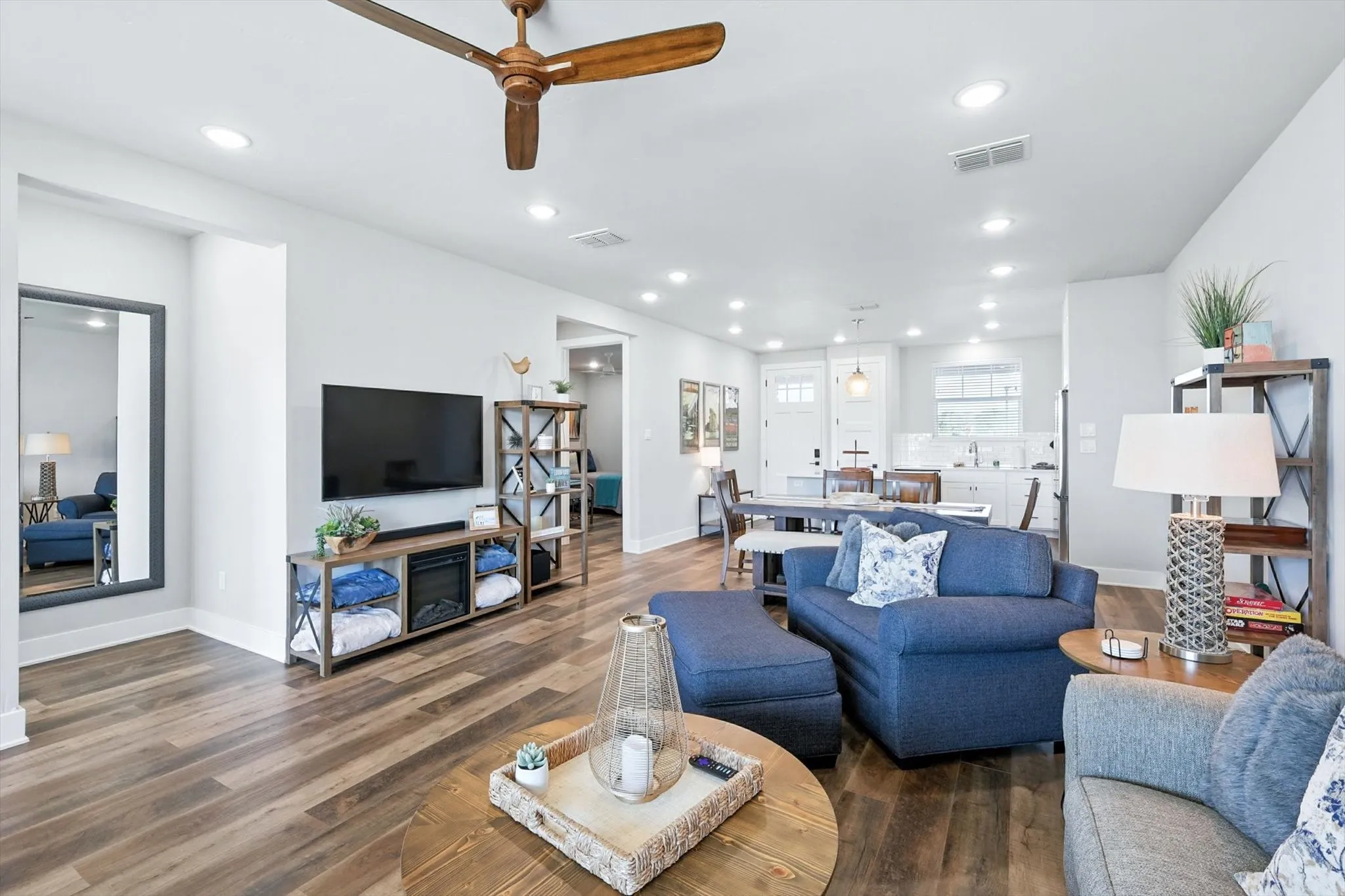 Condominium For Sale in Palo Pinto County , 3412 Scenic Point Road 104, Graford, Texas 76449, 2 Bedroom, 2 Bathroom, Garage spaces, 1,193 Sqft, built in 2019, mls#21032824, Real Estate Agent in Graford, Homes For Sale in Palo Pinto county, Homes For Sale in Graford, Realtor in Graford Texas, Real Estate Brokerage Independent Realty Texas, Luminita Cordes Realtor