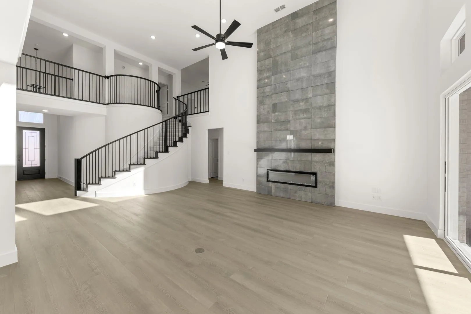 Single Family Residence For Sale in Denton County , 14032 Alfafar Court, Little Elm, Texas 75068, 6 Bedroom, 4 Bathroom, 2 Garage spaces, 3,924 Sqft, built in 2025, New Construction - Complete, mls#21034233, Real Estate Agent in Little Elm, Homes For Sale in Denton county, Homes For Sale in Little Elm, Realtor in Little Elm Texas, Real Estate Brokerage Independent Realty Texas, Luminita Cordes Realtor