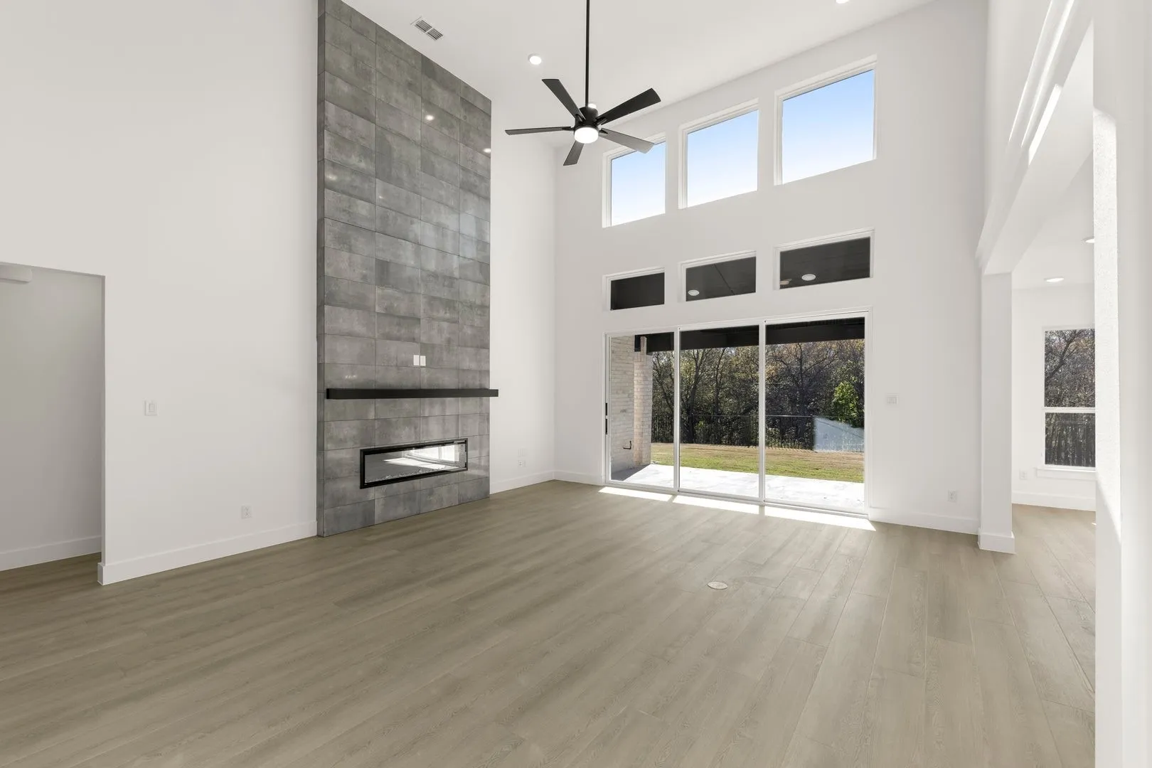 Single Family Residence For Sale in Denton County , 14032 Alfafar Court, Little Elm, Texas 75068, 6 Bedroom, 4 Bathroom, 2 Garage spaces, 3,924 Sqft, built in 2025, New Construction - Complete, mls#21034233, Real Estate Agent in Little Elm, Homes For Sale in Denton county, Homes For Sale in Little Elm, Realtor in Little Elm Texas, Real Estate Brokerage Independent Realty Texas, Luminita Cordes Realtor