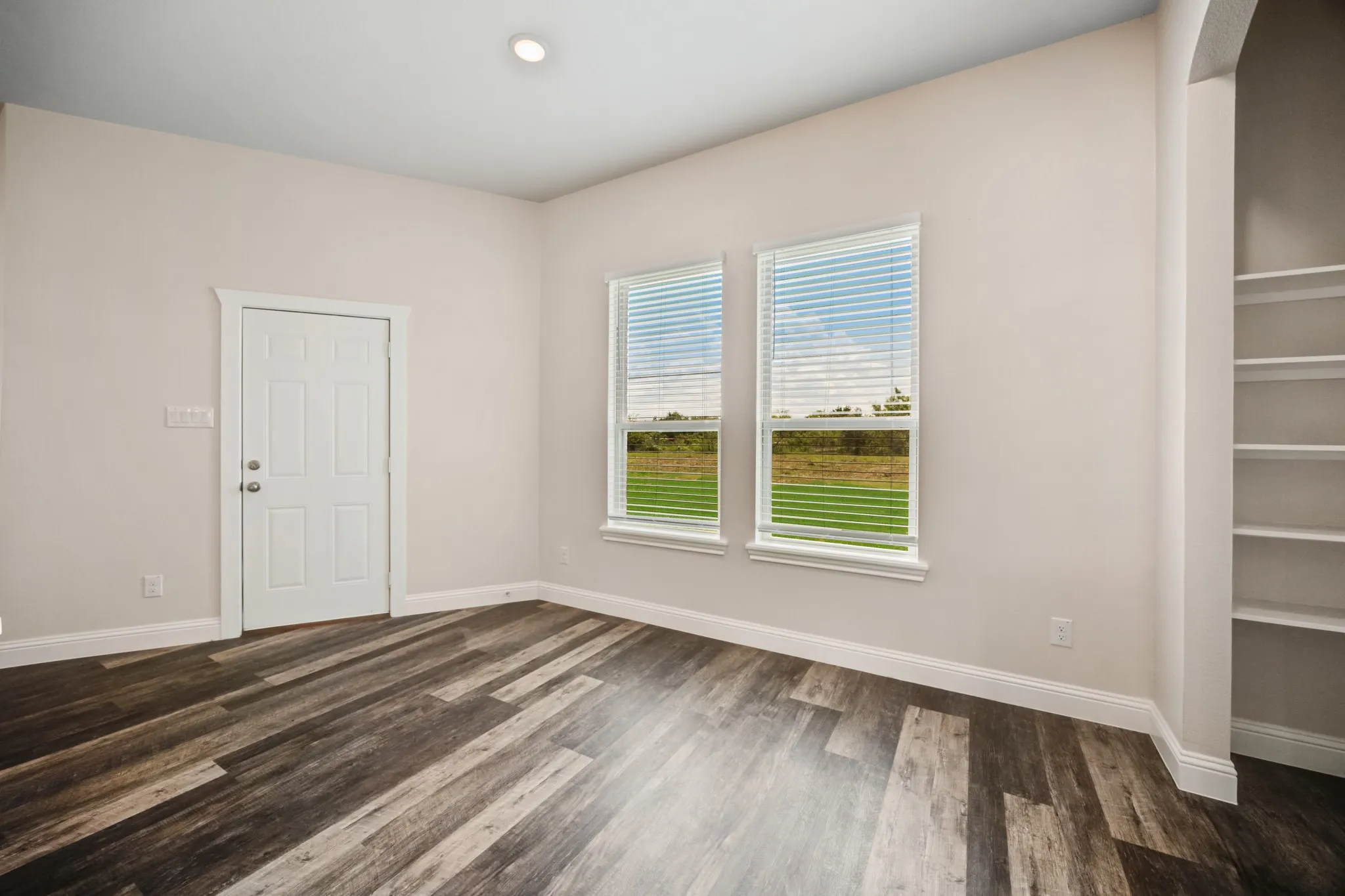 Single Family Residence For Sale in Navarro County , 3334 Knight Street, Corsicana, Texas 75110, 4 Bedrooms, 4 Bathrooms, 2 Garage spaces, 2,860 Sqft, built in 2024, New Construction - Complete, Price $494,900, mls#21029743, Real Estate Agent in Corsicana, Homes For Sale in Navarro county, Homes For Sale in Corsicana, Realtor in Corsicana Texas, Real Estate Brokerage Independent Realty Texas, Luminita Cordes Realtor