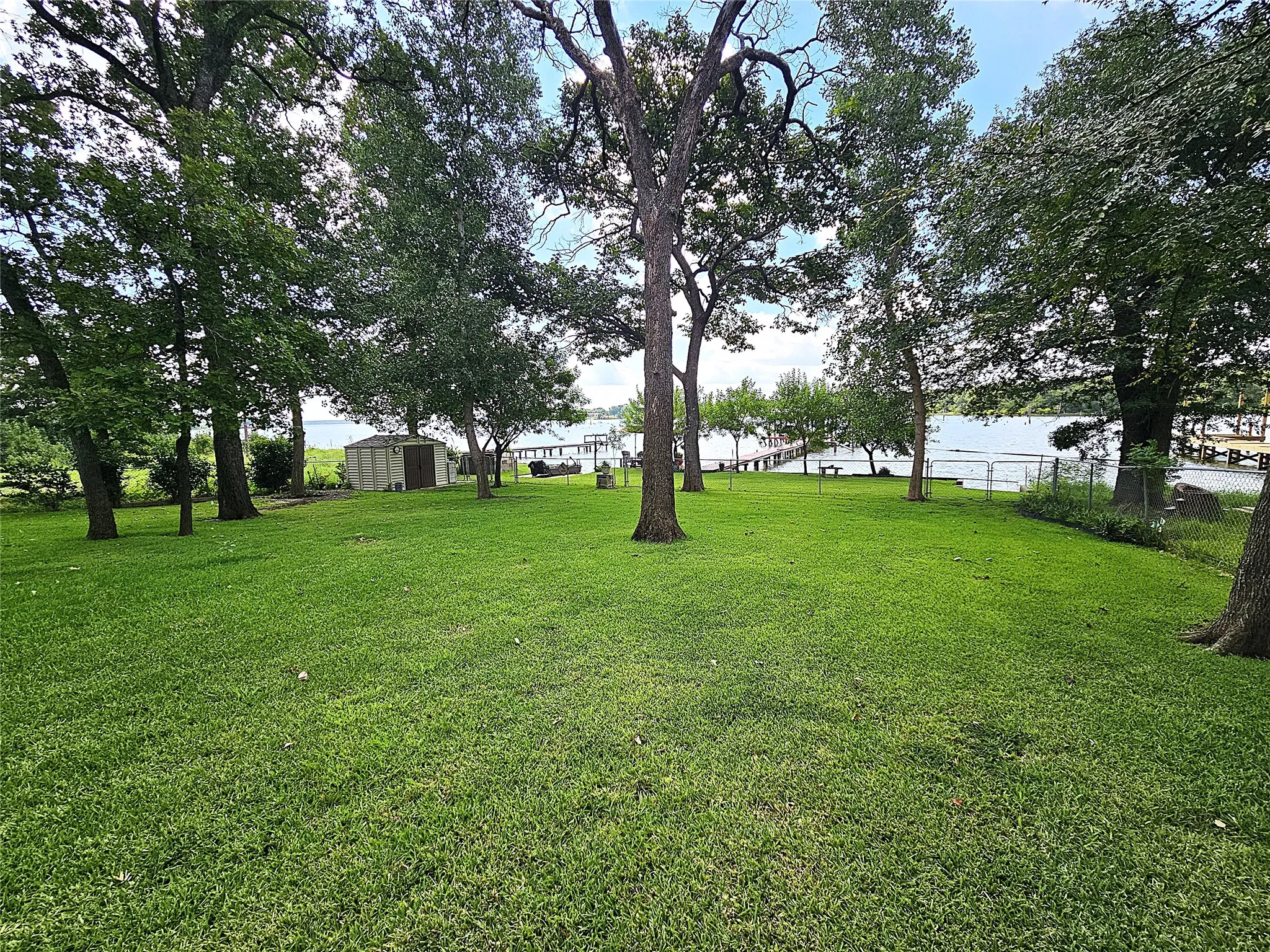 Single Family Residence For Sale in Limestone County , 133 Lcr 777, Groesbeck, Texas 76642, 3 Bedroom, 3 Bathroom, Garage spaces, 2,507 Sqft, built in 2014, mls#21034470, Real Estate Agent in Groesbeck, Homes For Sale in Limestone county, Homes For Sale in Groesbeck, Realtor in Groesbeck Texas, Real Estate Brokerage Independent Realty Texas, Luminita Cordes Realtor