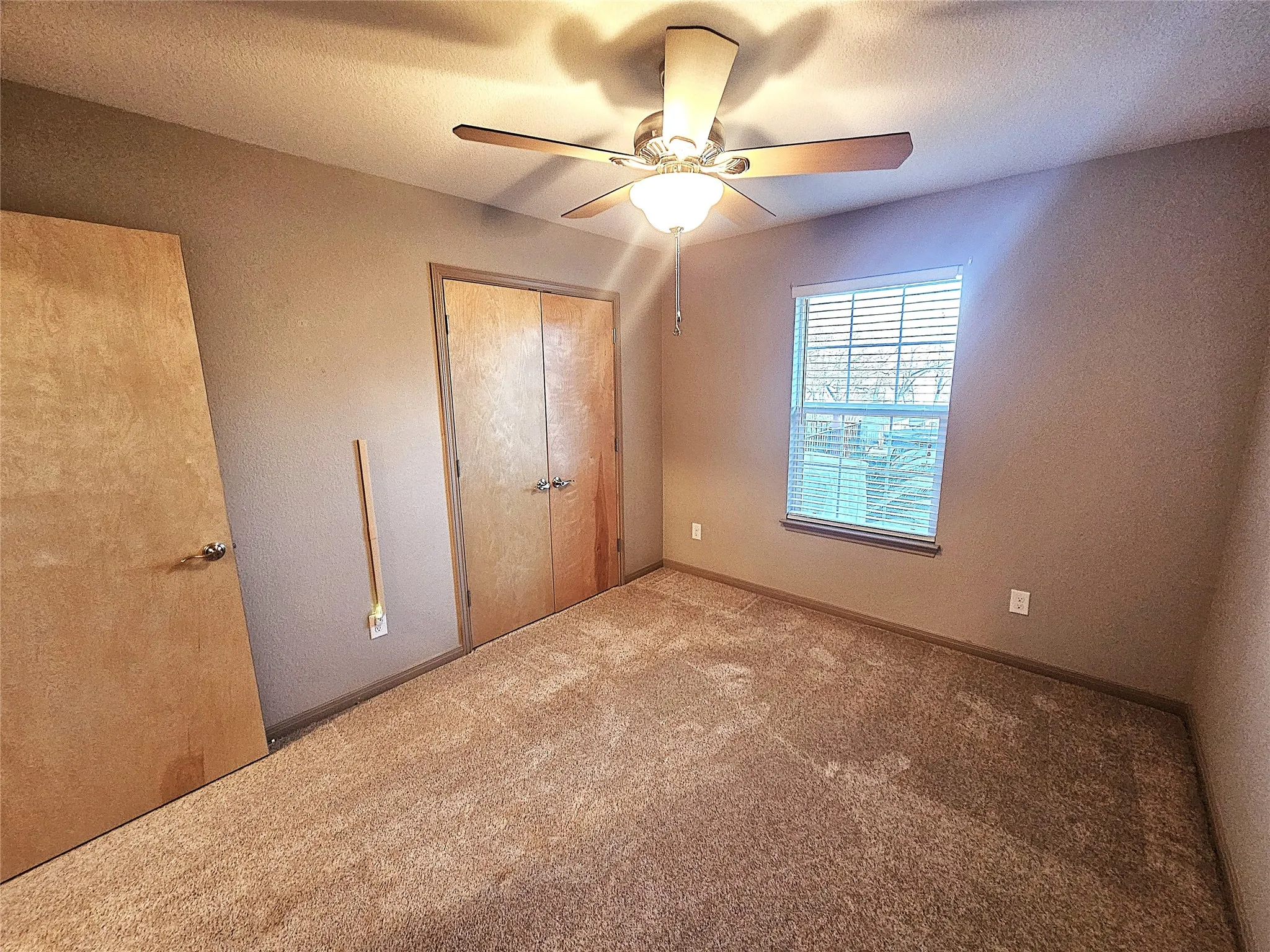 Single Family Residence For Sale in Limestone County , 133 Lcr 777, Groesbeck, Texas 76642, 3 Bedroom, 3 Bathroom, Garage spaces, 2,507 Sqft, built in 2014, mls#21034470, Real Estate Agent in Groesbeck, Homes For Sale in Limestone county, Homes For Sale in Groesbeck, Realtor in Groesbeck Texas, Real Estate Brokerage Independent Realty Texas, Luminita Cordes Realtor