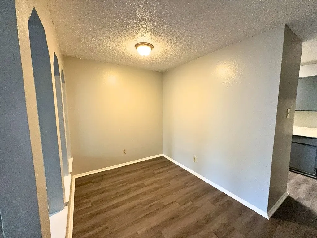 Dining area off kitchen