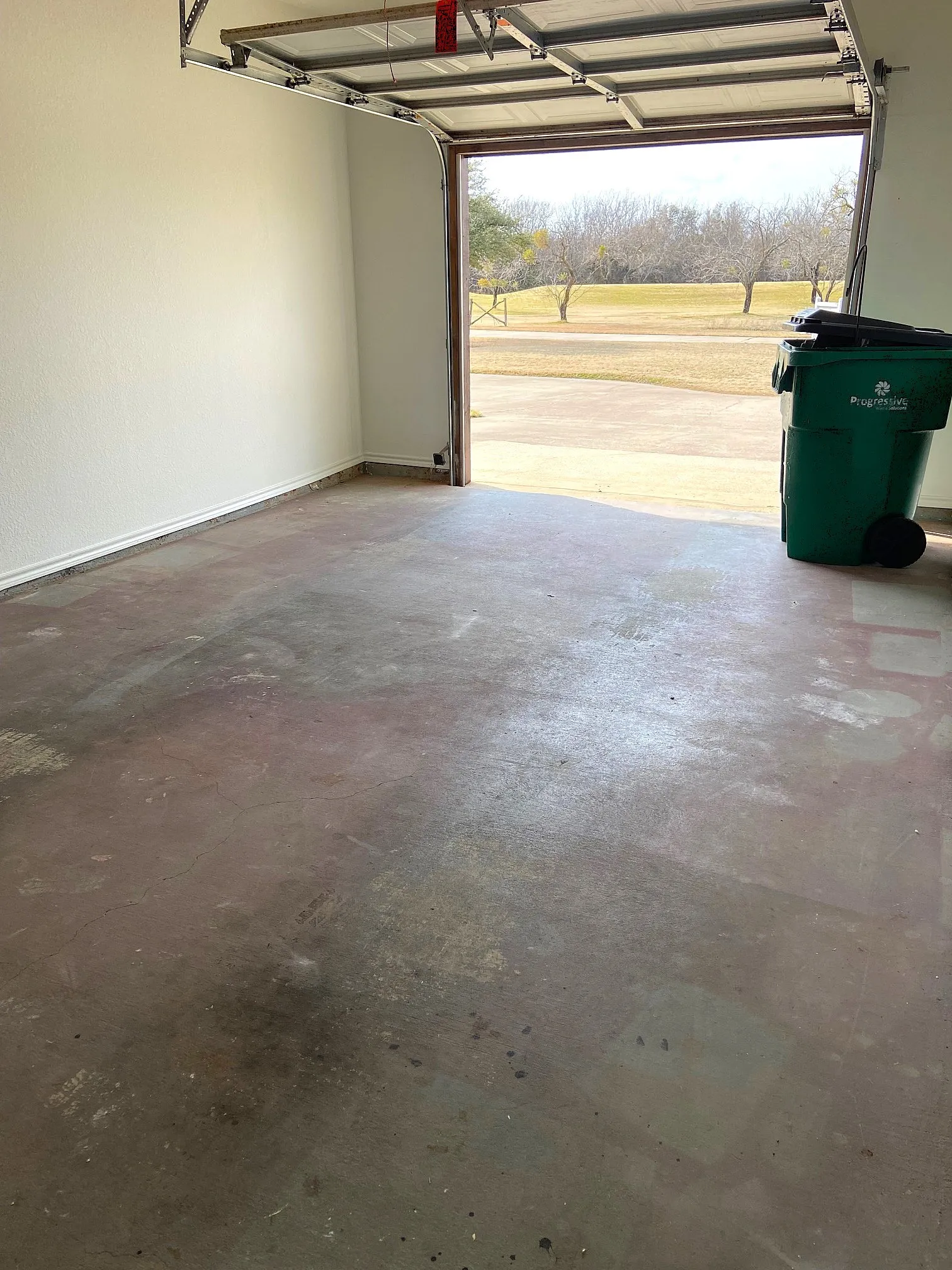 Condominium For Sale in Hill County , 27101 Meadowmore Court, Whitney, Texas 76692, 2 Bedroom, 2 Bathroom, 1 Garage spaces, 1,464 Sqft, built in 1999, mls#21028698, Real Estate Agent in Whitney, Homes For Sale in Hill county, Homes For Sale in Whitney, Realtor in Whitney Texas, Real Estate Brokerage Independent Realty Texas, Luminita Cordes Realtor