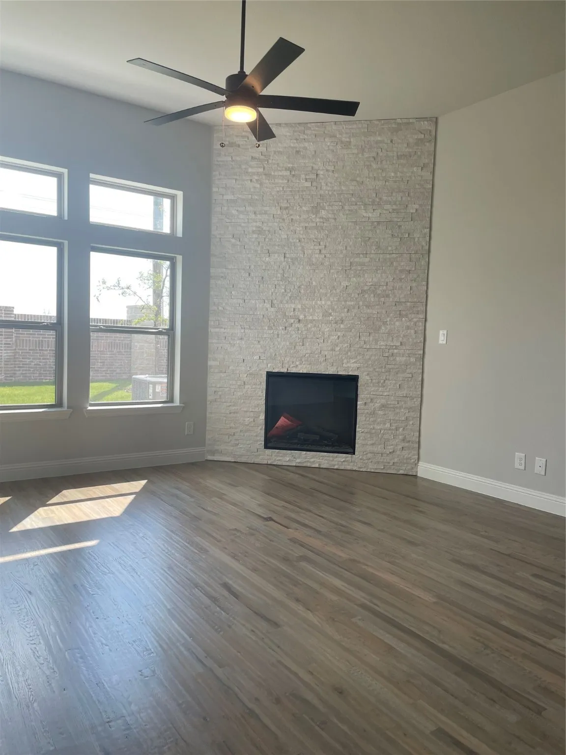 Single Family Residence For Sale in Rockwall County , 6105 Rodin, Royse City, Texas 75189, 5 Bedroom, 4 Bathroom, 2 Garage spaces, 3,661 Sqft, built in 2025, mls#21034774, Real Estate Agent in Royse City, Homes For Sale in Rockwall county, Homes For Sale in Royse City, Realtor in Royse City Texas, Real Estate Brokerage Independent Realty Texas, Luminita Cordes Realtor