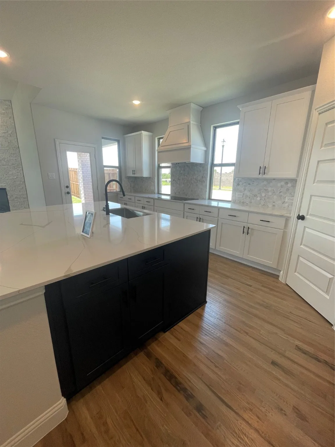 Single Family Residence For Sale in Rockwall County , 6105 Rodin, Royse City, Texas 75189, 5 Bedroom, 4 Bathroom, 2 Garage spaces, 3,661 Sqft, built in 2025, mls#21034774, Real Estate Agent in Royse City, Homes For Sale in Rockwall county, Homes For Sale in Royse City, Realtor in Royse City Texas, Real Estate Brokerage Independent Realty Texas, Luminita Cordes Realtor