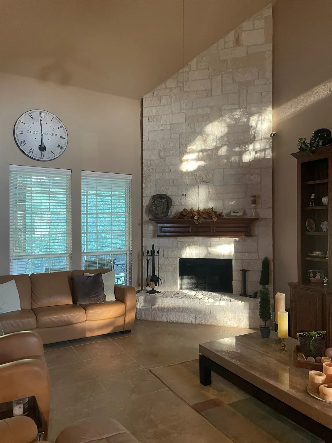 Single Family Residence For Sale in Denton County , 8305 Bishop Pine Road, Denton, Texas 76208, 6 Bedroom, 4 Bathroom, 2 Garage spaces, 4,182 Sqft, built in 2011, Preowned, mls#21035483, Real Estate Agent in Denton, Homes For Sale in Denton county, Homes For Sale in Denton, Realtor in Denton Texas, Real Estate Brokerage Independent Realty Texas, Luminita Cordes Realtor