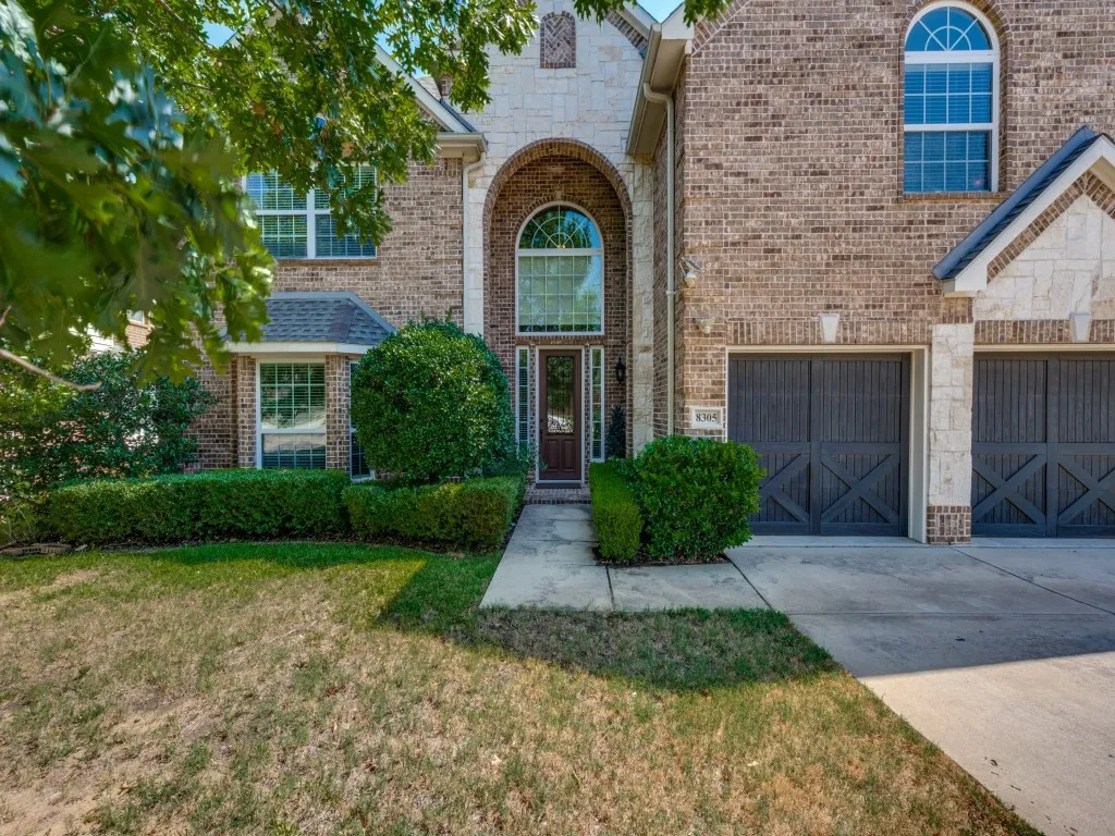 Single Family Residence For Sale in Denton County , 8305 Bishop Pine Road, Denton, Texas 76208, 6 Bedroom, 4 Bathroom, 2 Garage spaces, 4,182 Sqft, built in 2011, Preowned, mls#21035483, Real Estate Agent in Denton, Homes For Sale in Denton county, Homes For Sale in Denton, Realtor in Denton Texas, Real Estate Brokerage Independent Realty Texas, Luminita Cordes Realtor