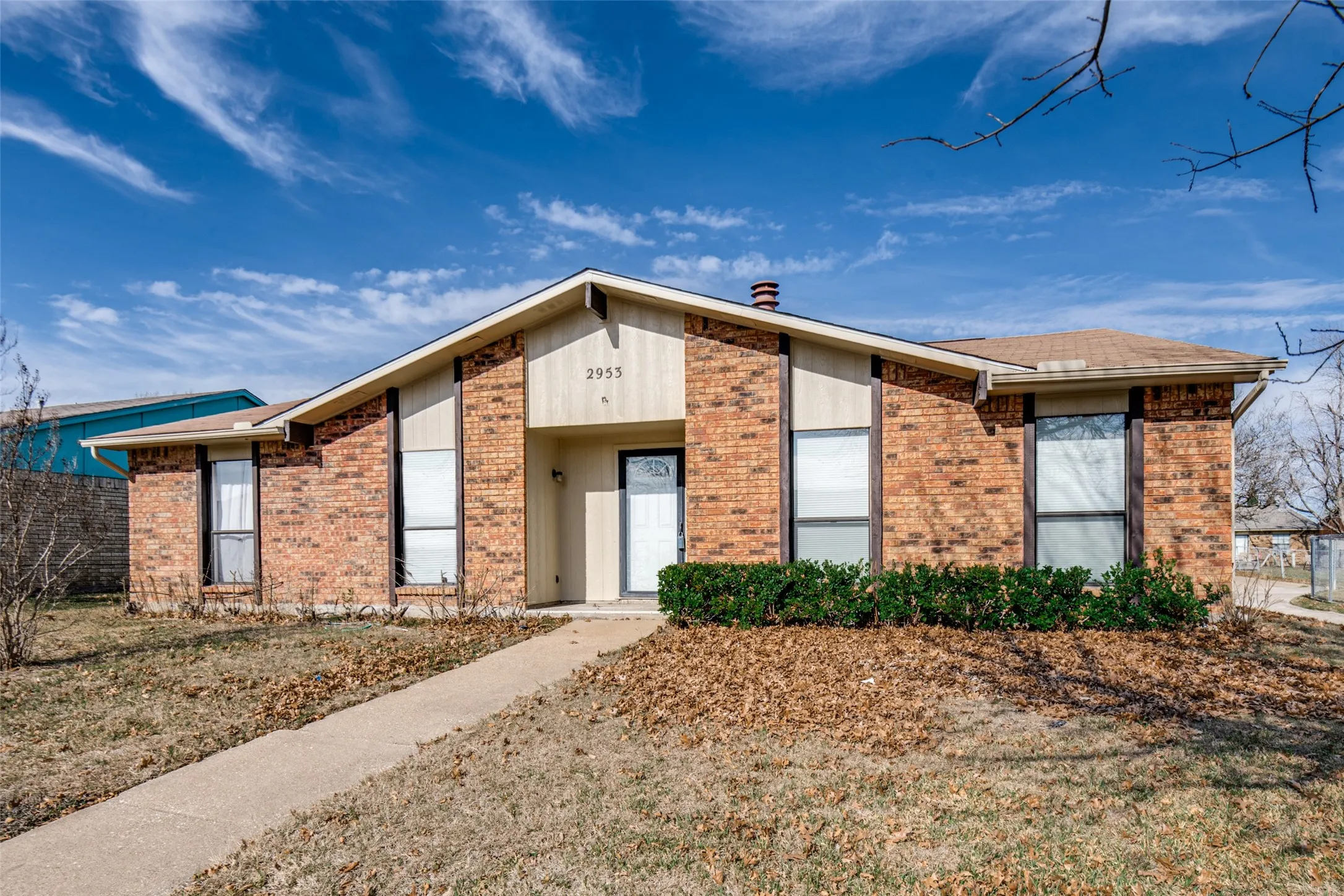 Single Family Residence For Sale in Dallas County , 2953 San Diego Drive, Dallas, Texas 75228, 3 Bedroom, 2 Bathroom, 2 Garage spaces, 1,711 Sqft, built in 1981, mls#21035959, Real Estate Agent in Dallas, Homes For Sale in Dallas county, Homes For Sale in Dallas, Realtor in Dallas Texas, Real Estate Brokerage Independent Realty Texas, Luminita Cordes Realtor